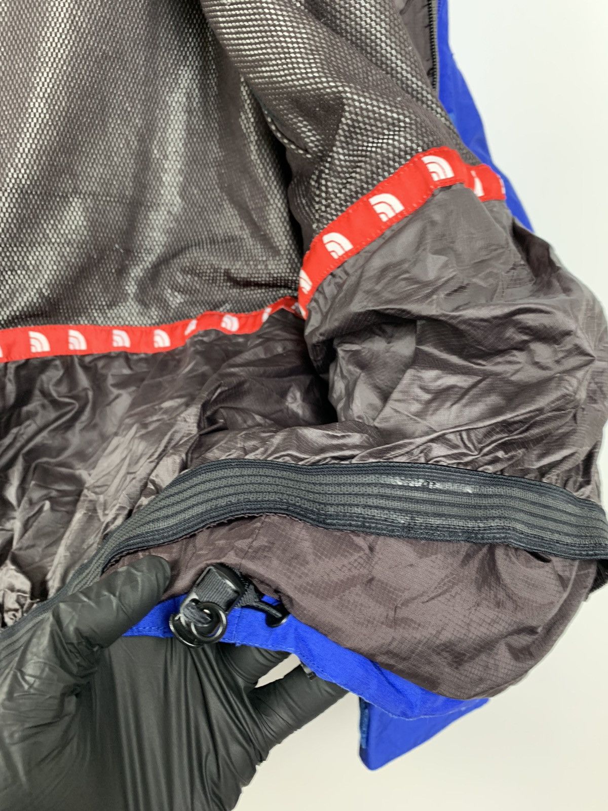 The North Face 90s Vintage The North Face HyVent Waterproof Jacket Size US L / EU 52-54 / 3 - 22 Thumbnail