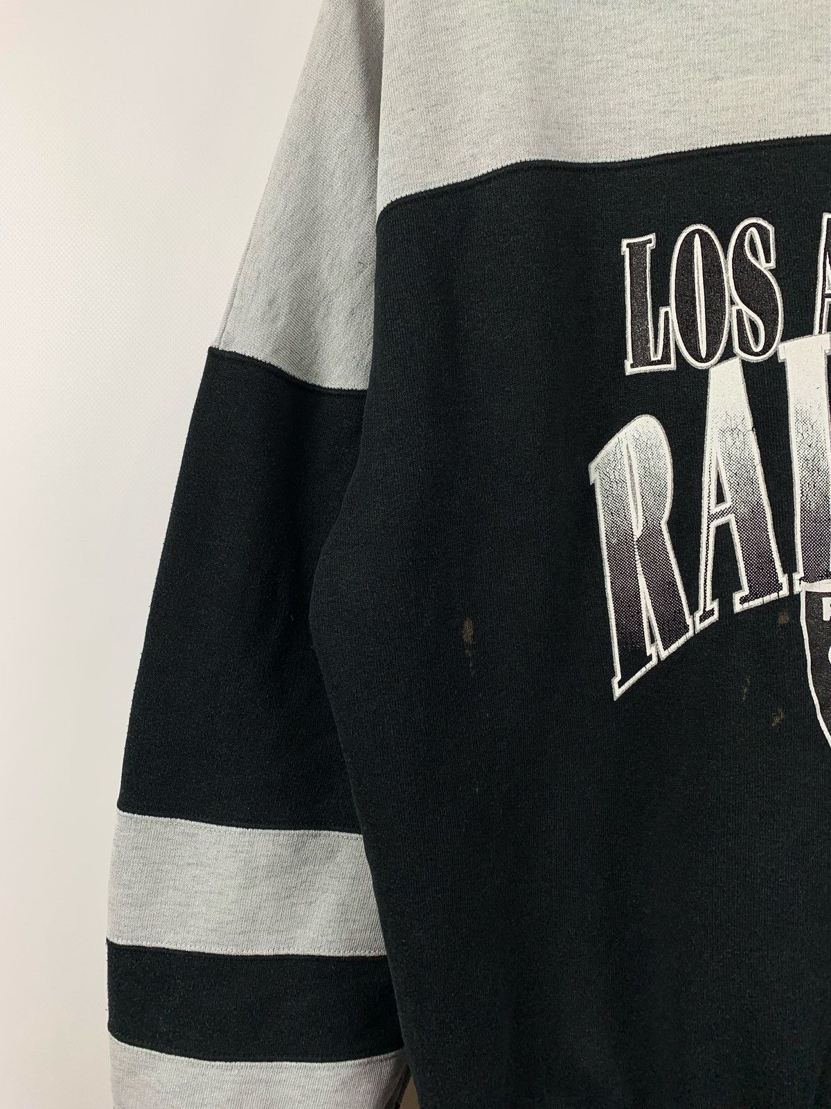 Champion 90s Vintage Champion Los Angeles Raiders NFL Sweatshirt Size US L / EU 52-54 / 3 - 6 Thumbnail