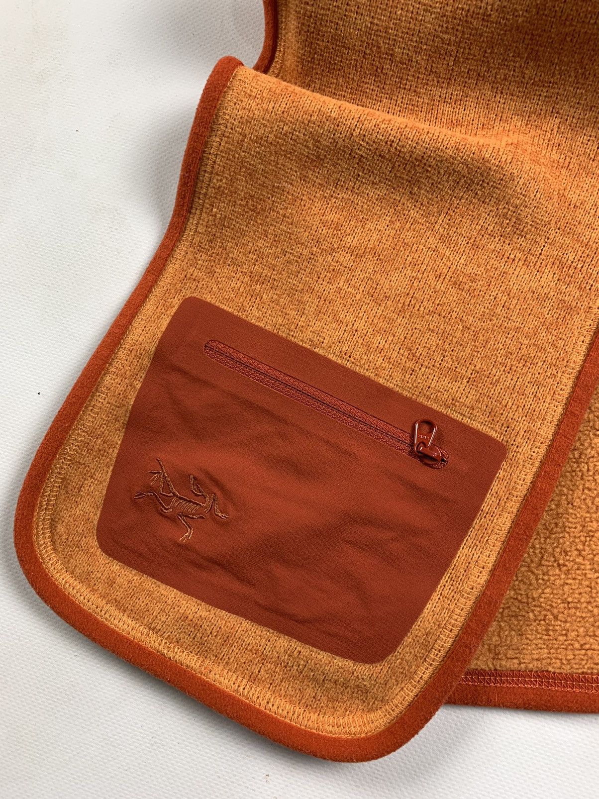 Arc'teryx Vintage Arcteryx Polartec Zip Pocket Fleece Scarf Size ONE SIZE - 3 Thumbnail