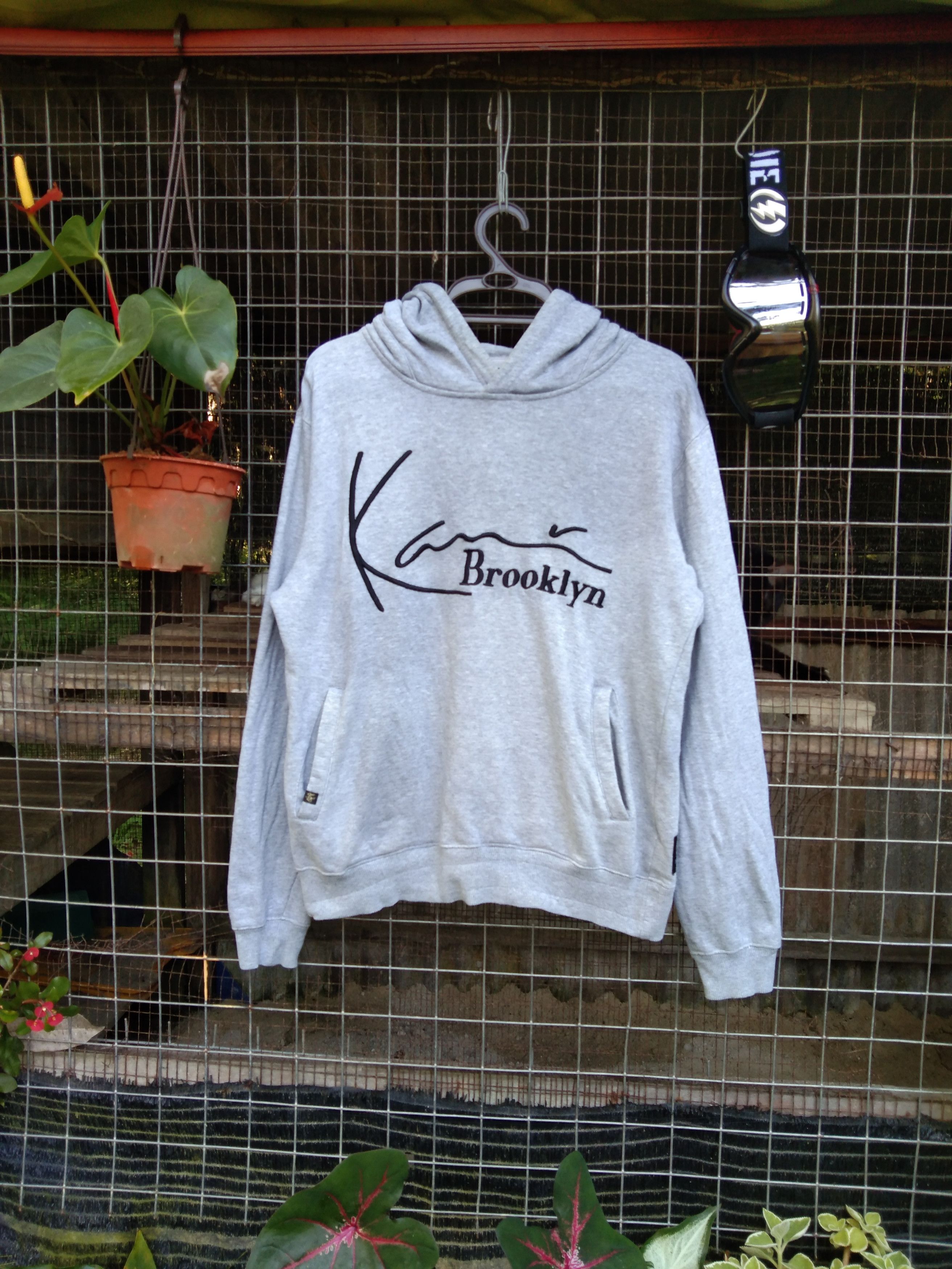 Designer × Karl Kani KARL KANI BROOKLYN EMBROIDERY SWEATSHIRT HOODIE Size US M / EU 48-50 / 2 - 2 Thumbnail