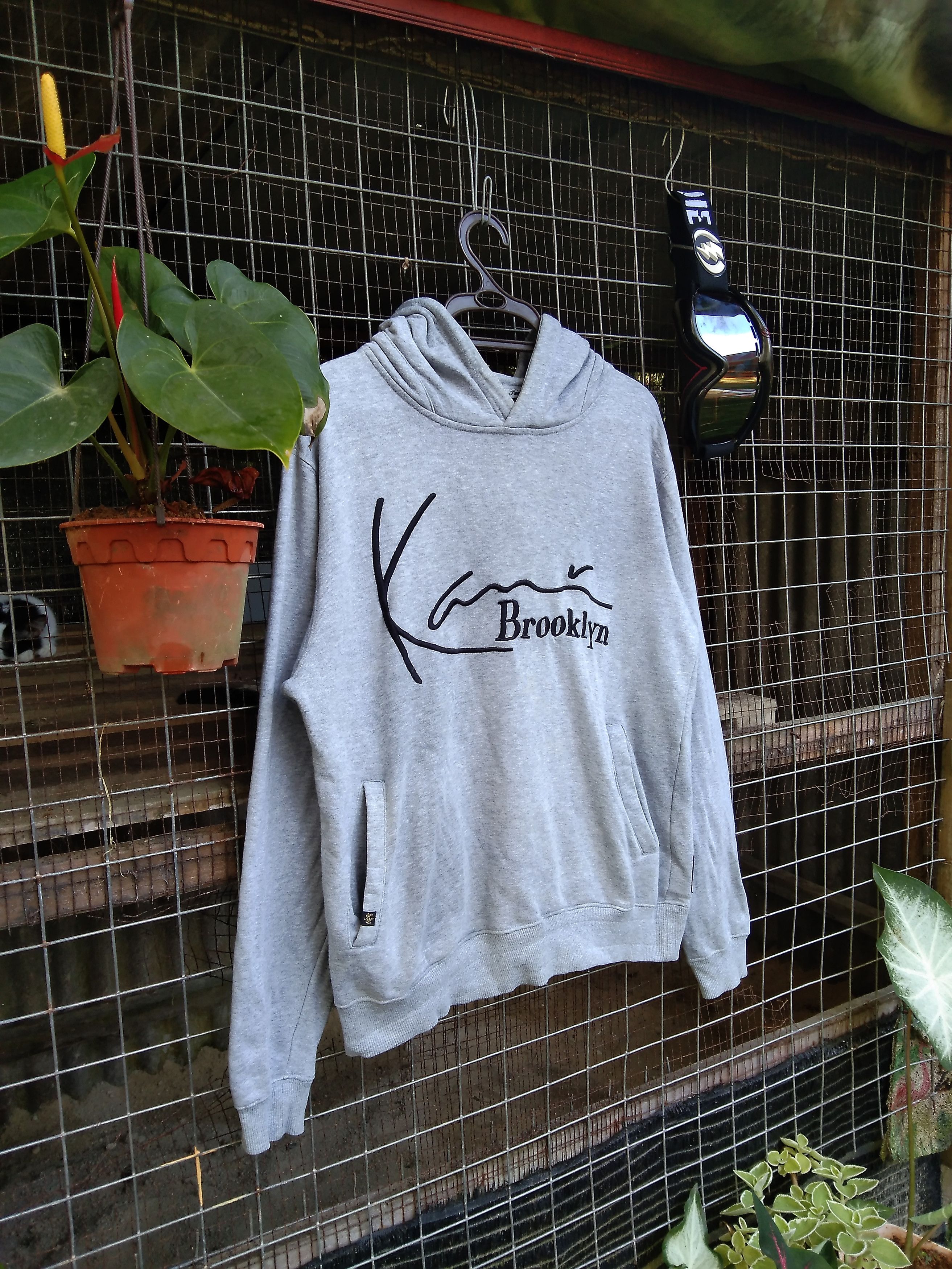 Designer × Karl Kani KARL KANI BROOKLYN EMBROIDERY SWEATSHIRT HOODIE Size US M / EU 48-50 / 2 - 1 Thumbnail