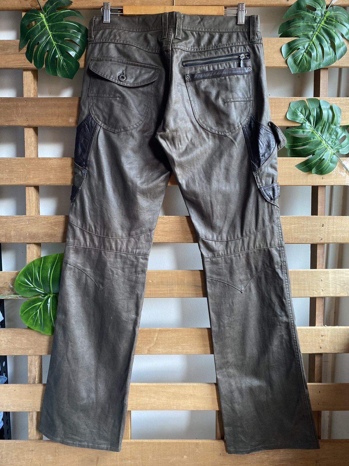 20471120 × Beauty Beast × Japanese Brand Bondage Cargo Pants by Difference Rupert Japan Size US 32 / EU 48 - 9 Thumbnail