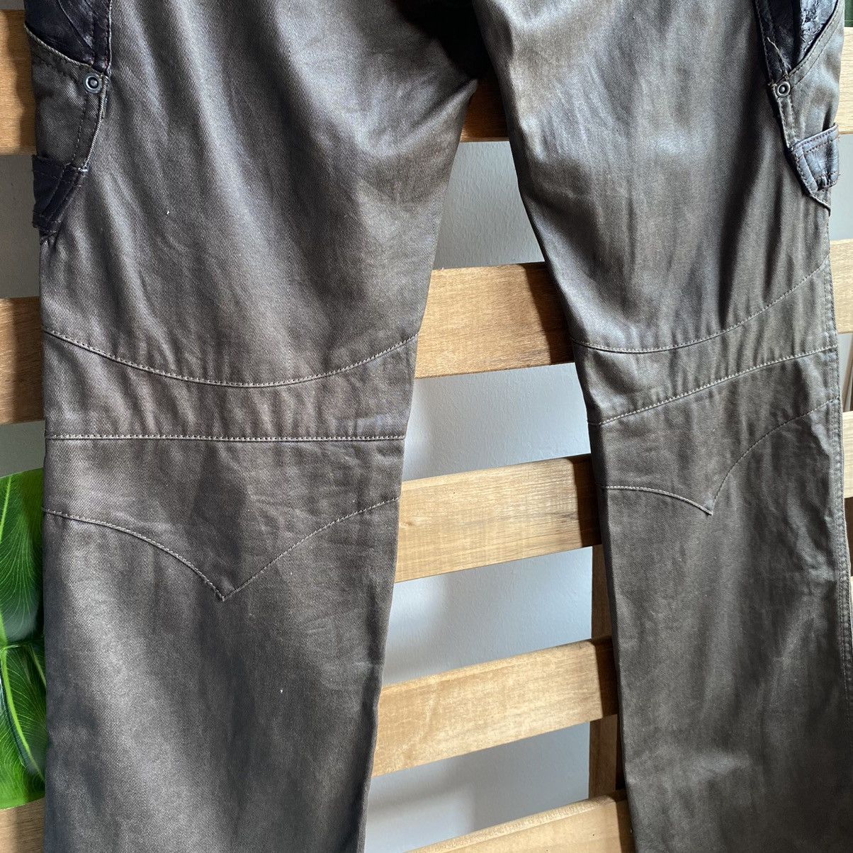 20471120 × Beauty Beast × Japanese Brand Bondage Cargo Pants by Difference Rupert Japan Size US 32 / EU 48 - 11 Thumbnail
