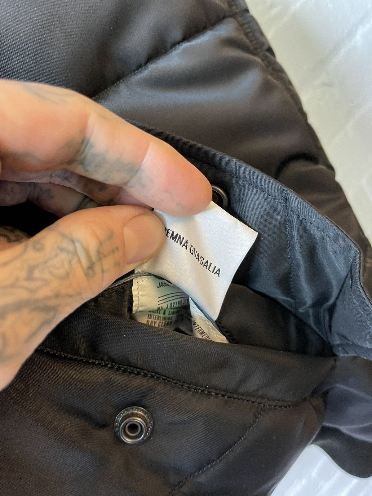 Vetements Vetements 2017 Hooded Puffer Vest Jacket SICK! Size US XL / EU 56 / 4 - 9 Thumbnail