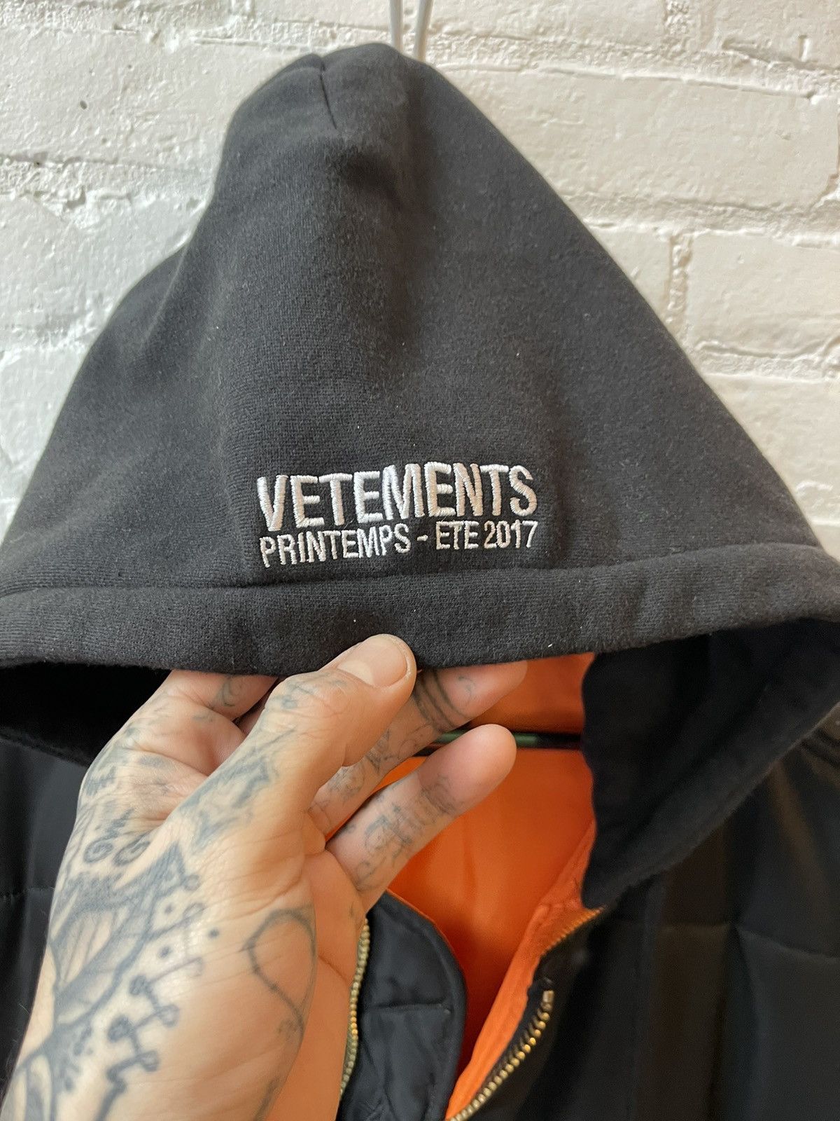 Vetements Vetements 2017 Hooded Puffer Vest Jacket SICK! Size US XL / EU 56 / 4 - 3 Thumbnail