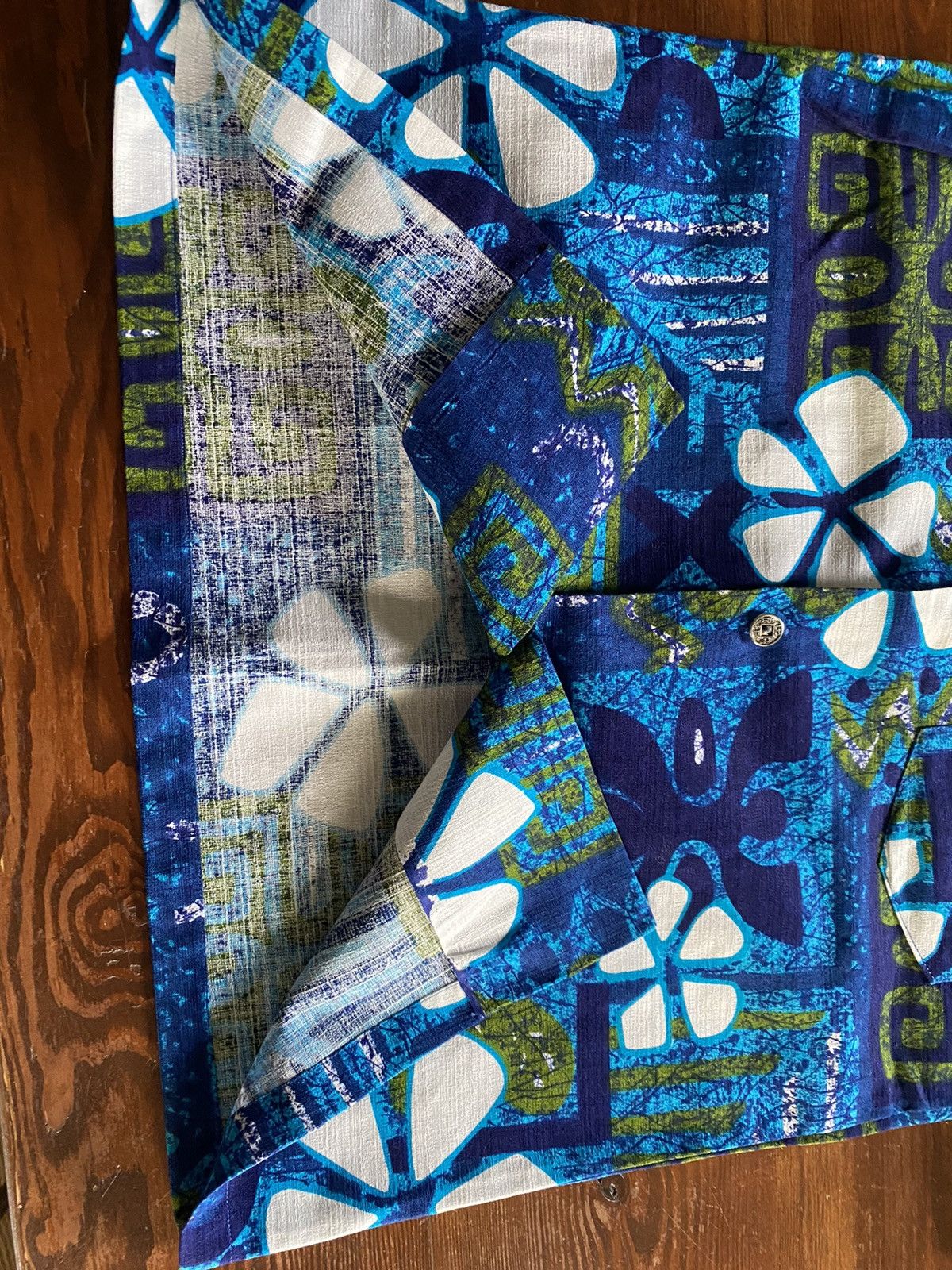 Vintage Vintage 60’s Royal Hawaiian Short Sleeve Button Up Size US M / EU 48-50 / 2 - 8 Thumbnail