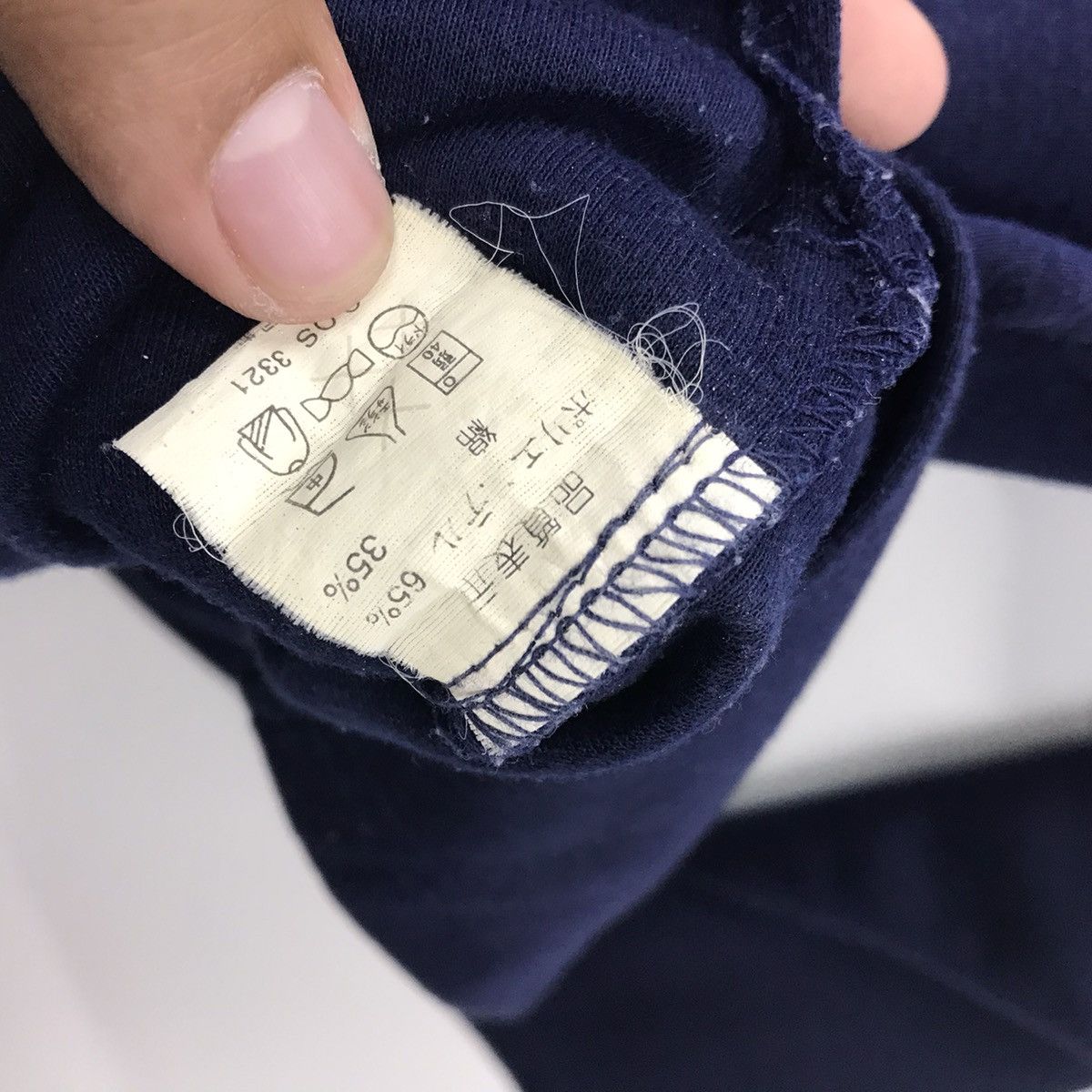 Designer × Valentino × Vintage Rare!! Vintage Valentino Christy Spellout Sweatshirt Size US M / EU 48-50 / 2 - 12 Thumbnail