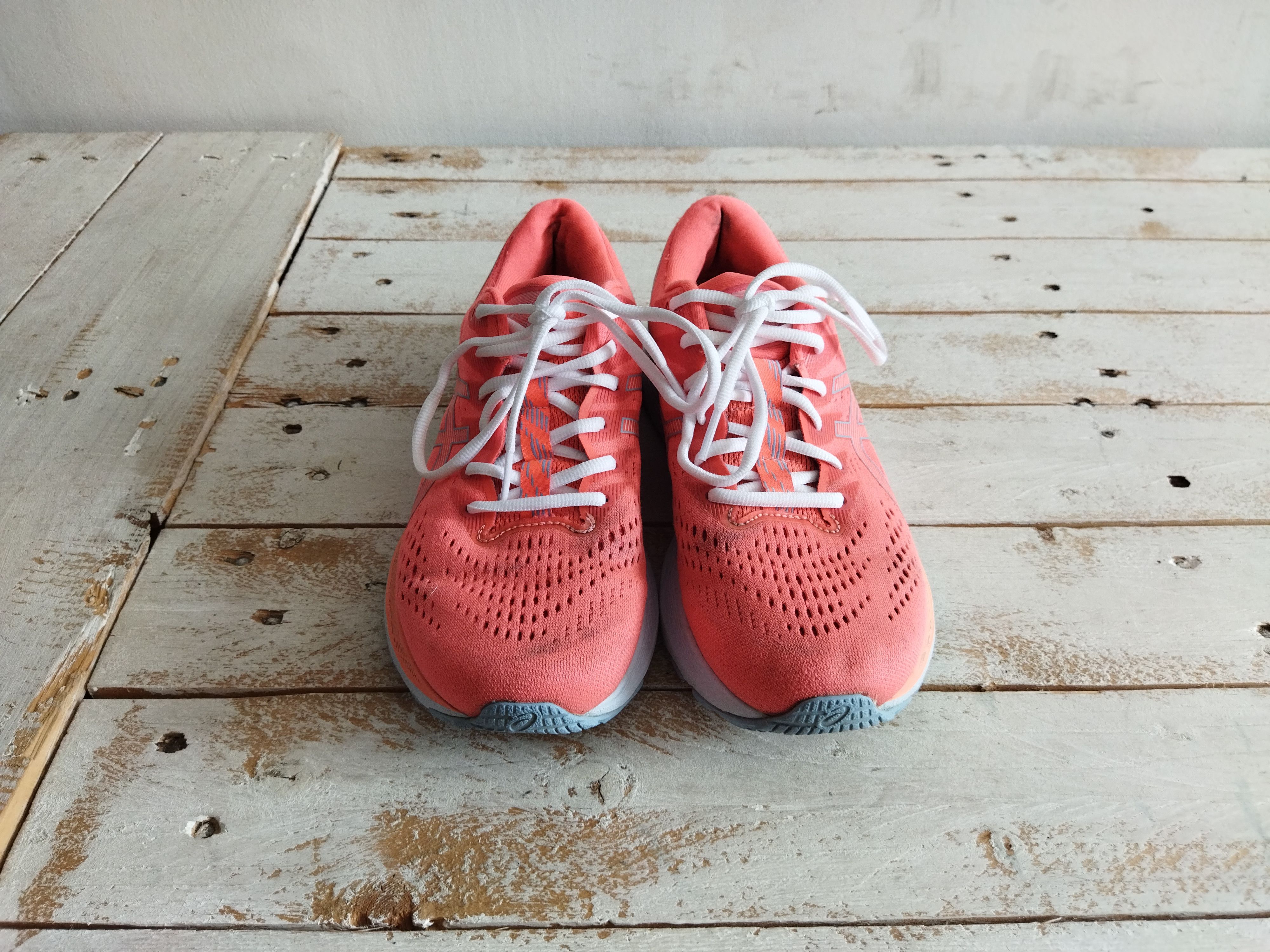 Asics Gel Kayano 28 FF Blast Womens EU 40 Shoes US 8.5 Trainers Size US 8.5 / IT 38.5 - 1 Thumbnail