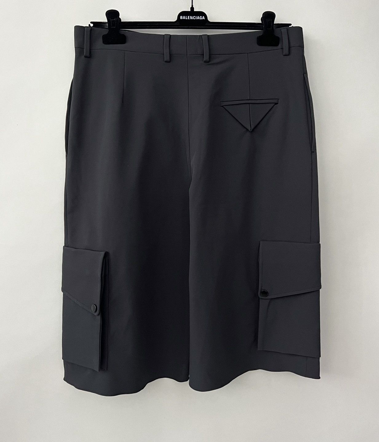 Bottega Veneta Cargo Shorts Size US 34 / EU 50 - 1 Thumbnail