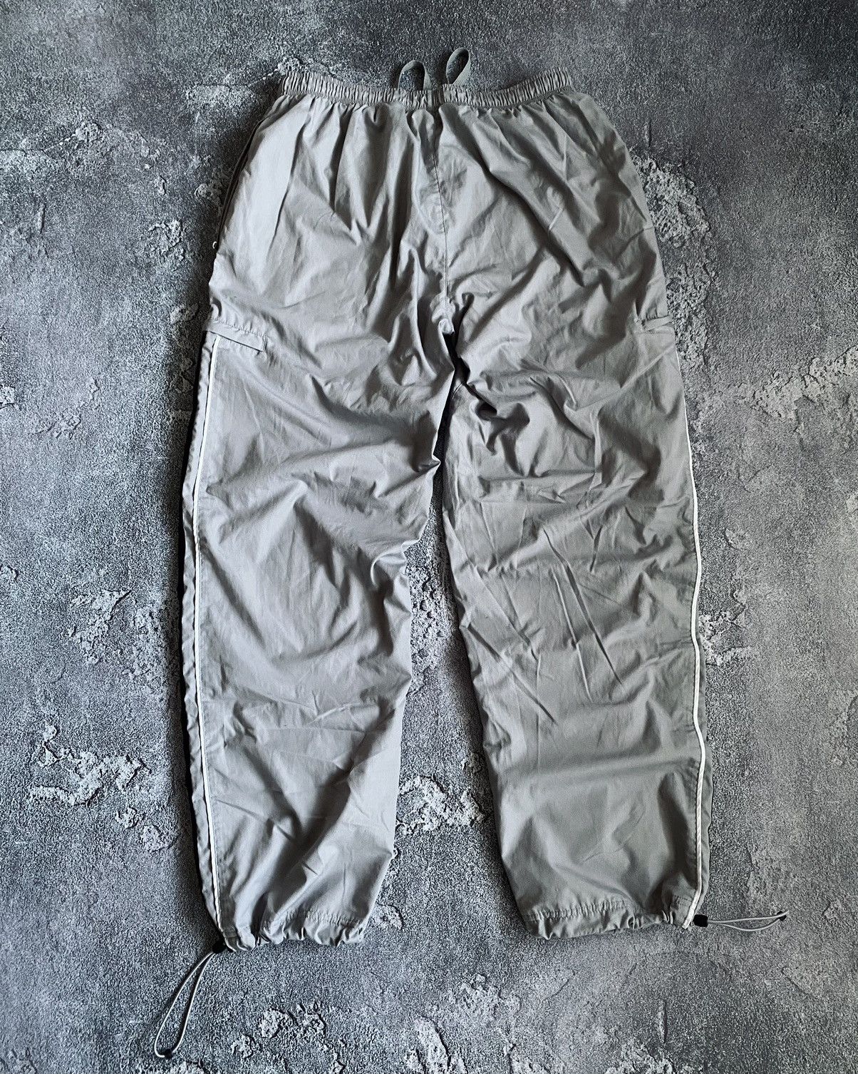 Nike Vintage Nike Sweatpants Nylon Y2K Drill L Size Size US 33 - 11 Thumbnail
