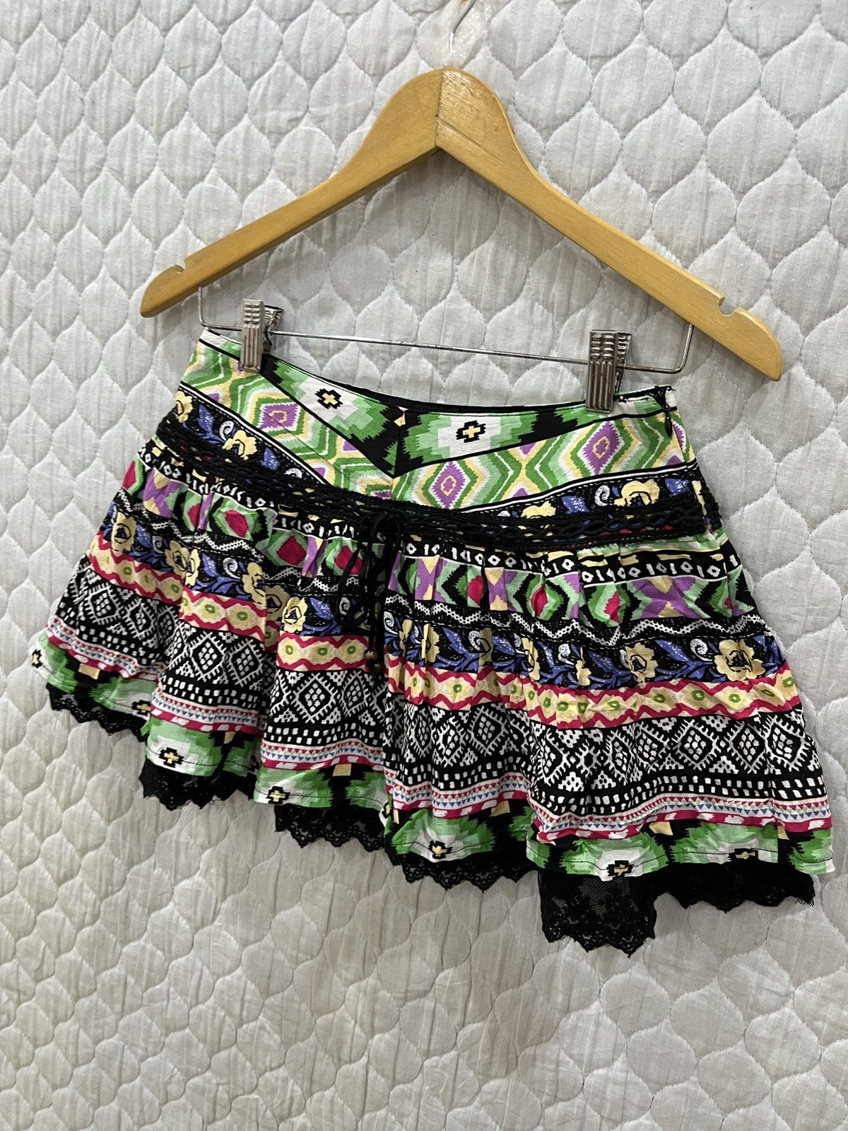 Japanese Brand (Ttt). CECIL MCBEE JAPANESE HYPEBEAST SKIRTS Size 26" / US 2 / IT 38 - 2 Thumbnail