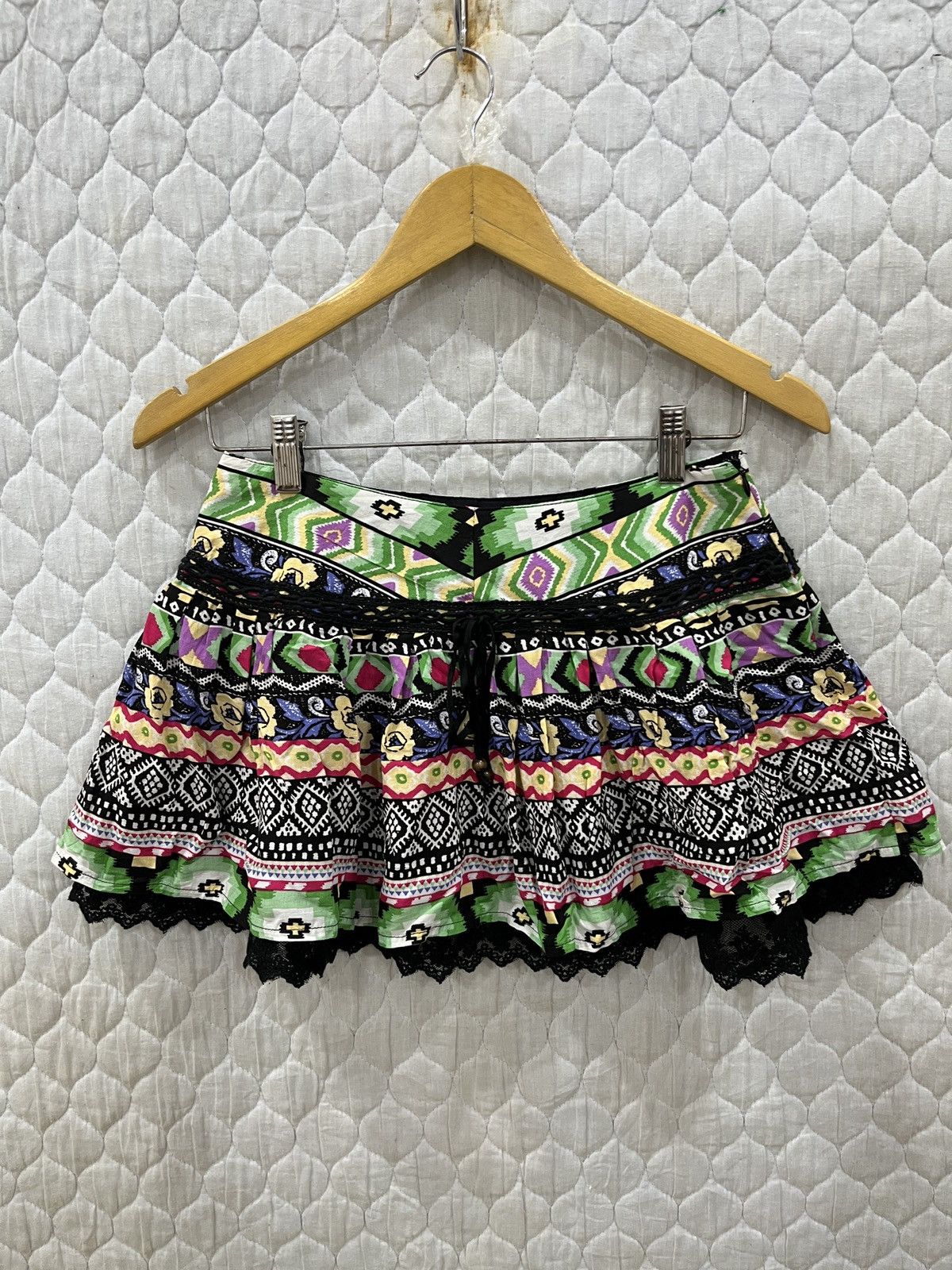 Japanese Brand (Ttt). CECIL MCBEE JAPANESE HYPEBEAST SKIRTS Size 26" / US 2 / IT 38 - 1 Thumbnail