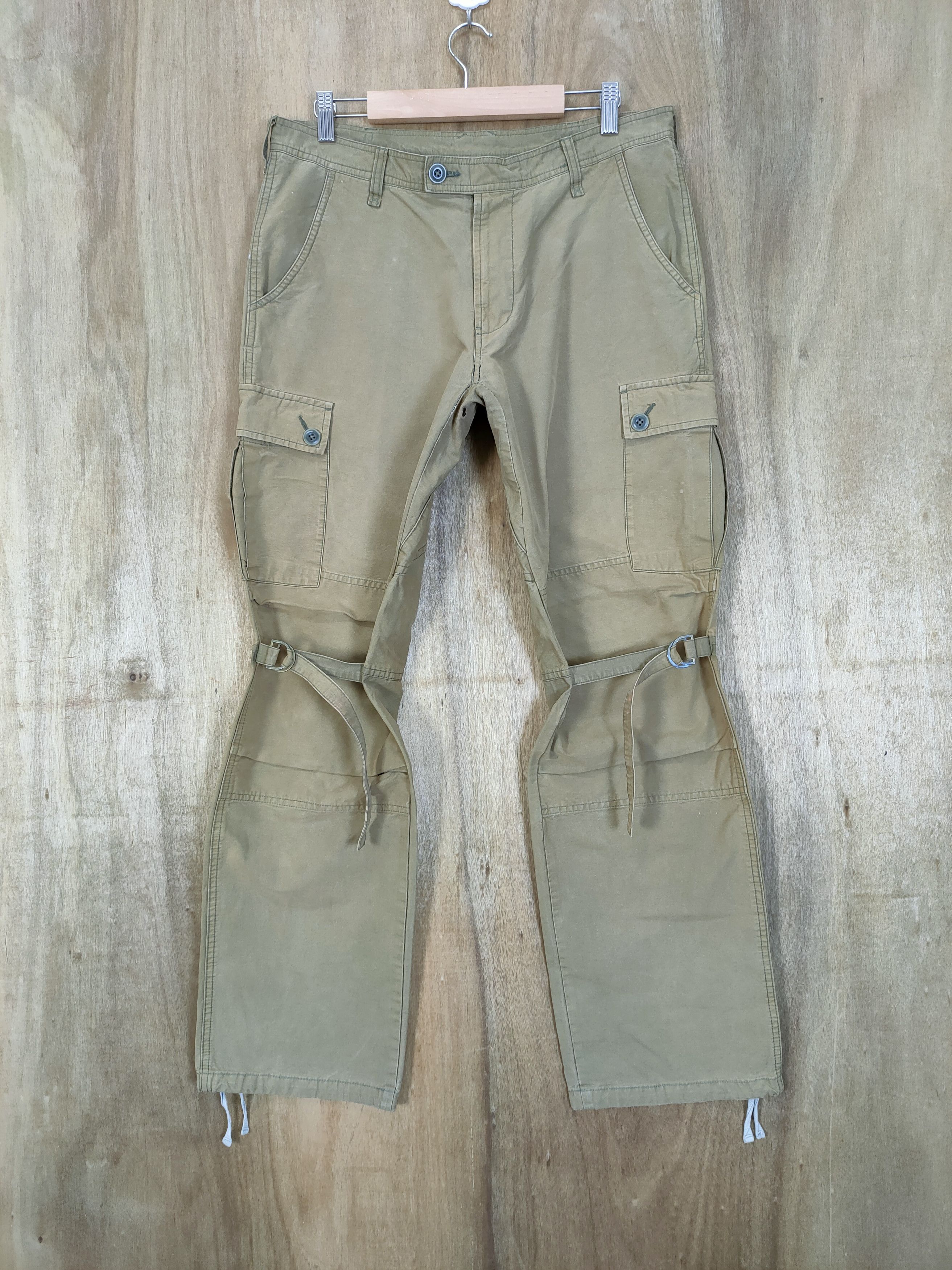 パンツ archive 00s Arc'teryx cargo pants ARC'TERYX - vintage 00s ARC'TERYX GORE-TEX ナイロンパンツの