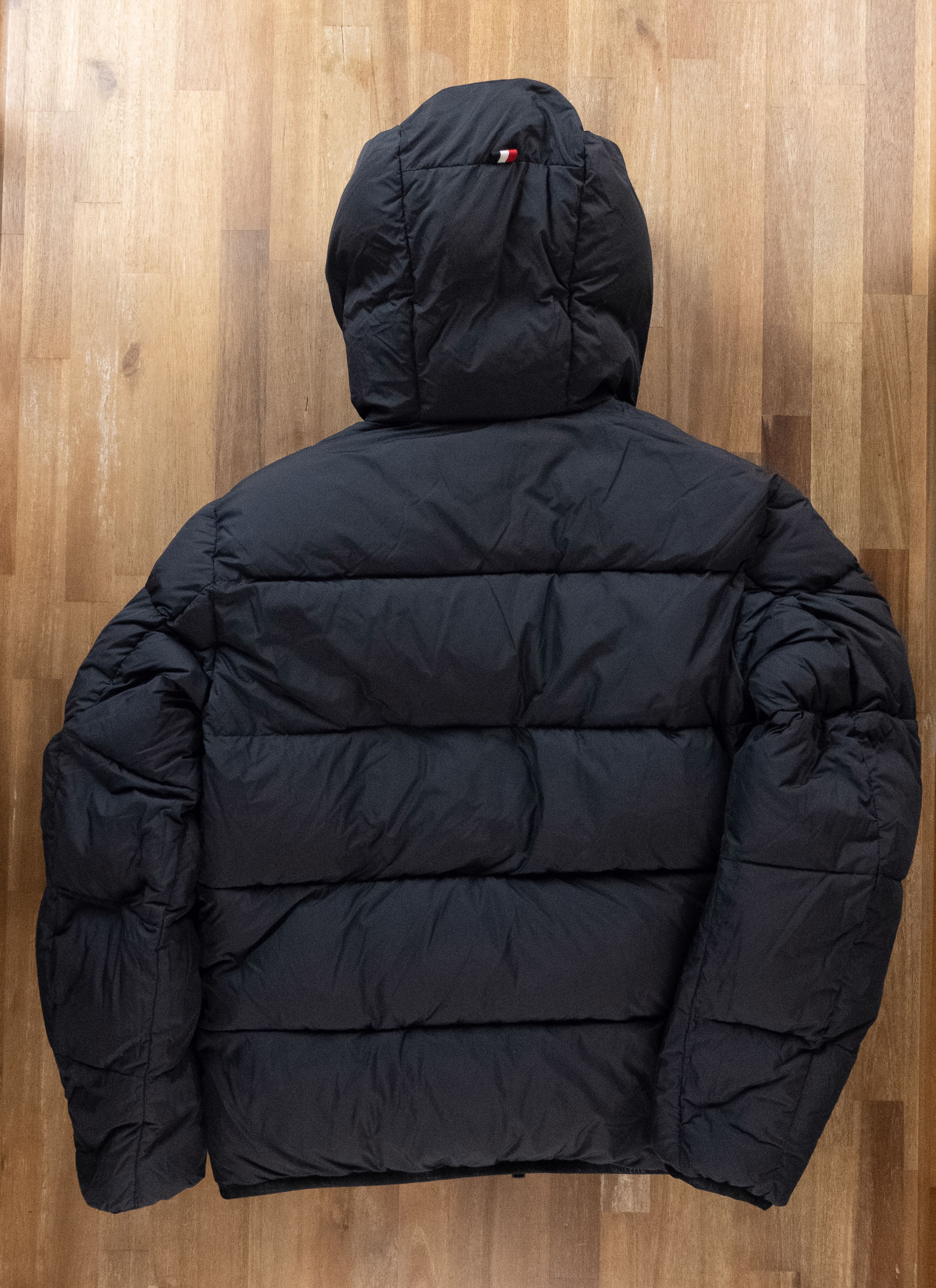 Moncler MONCLER Lumiere red black reversible puffer jacket Large 3 Size US L / EU 52-54 / 3 - 18 Thumbnail