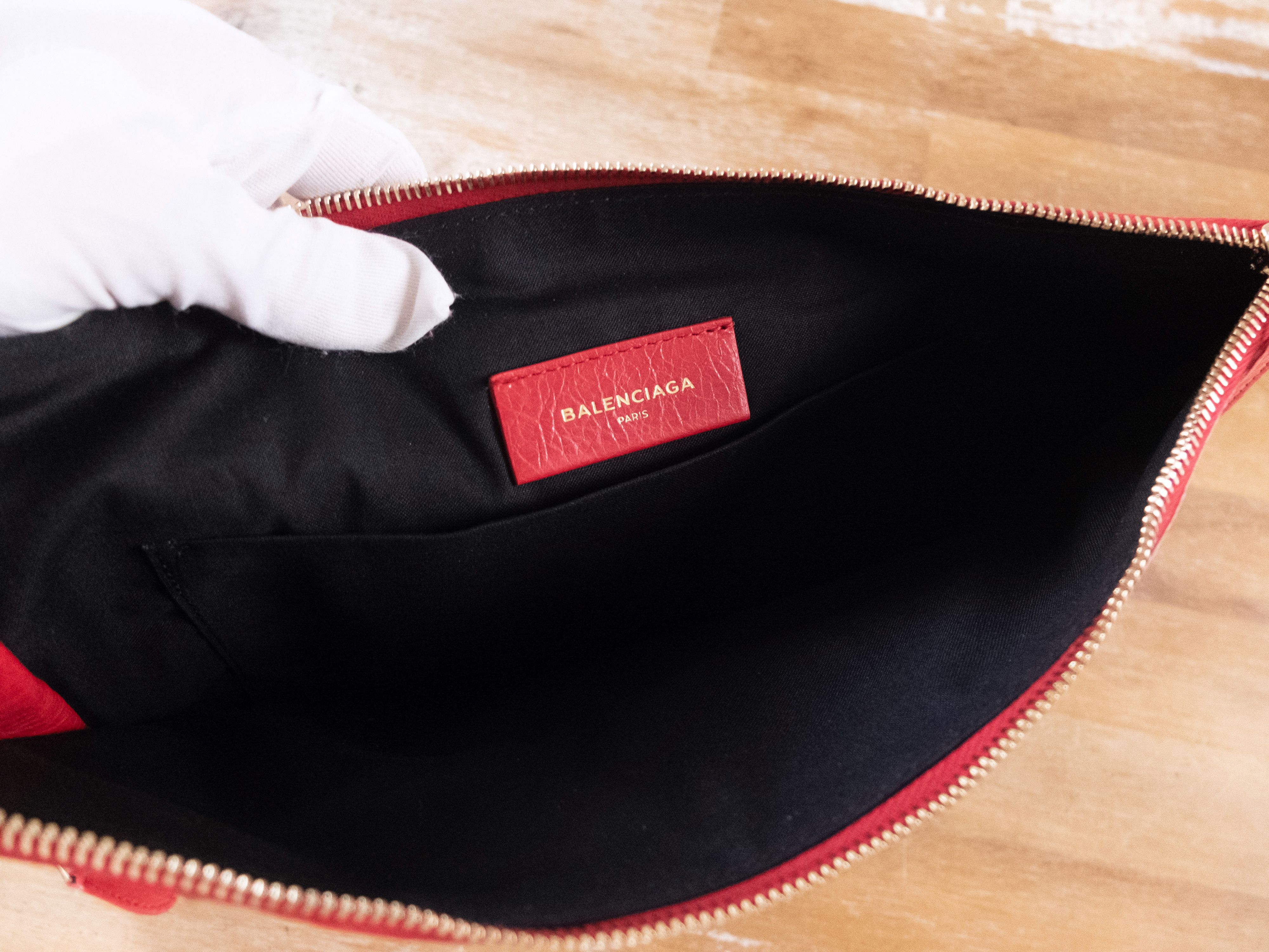 Balenciaga BALENCIAGA red leather half zip around document holder Size ONE SIZE - 6 Thumbnail