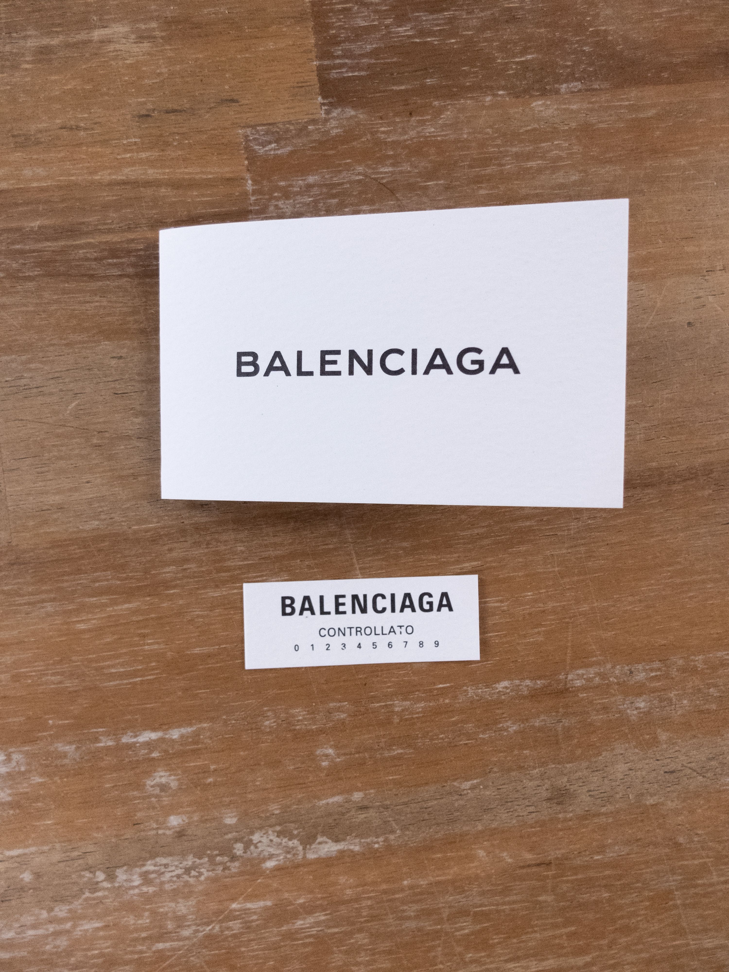 Balenciaga BALENCIAGA red leather half zip around document holder Size ONE SIZE - 5 Thumbnail