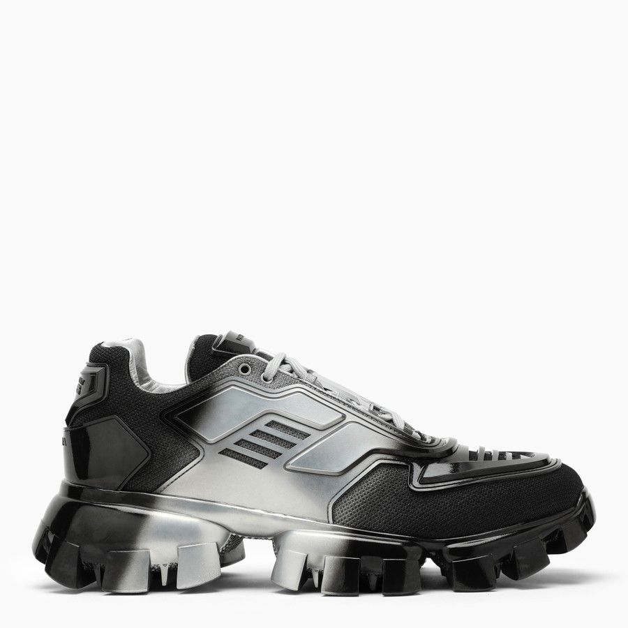 o1d2blof0523 Trainers in Silver/black