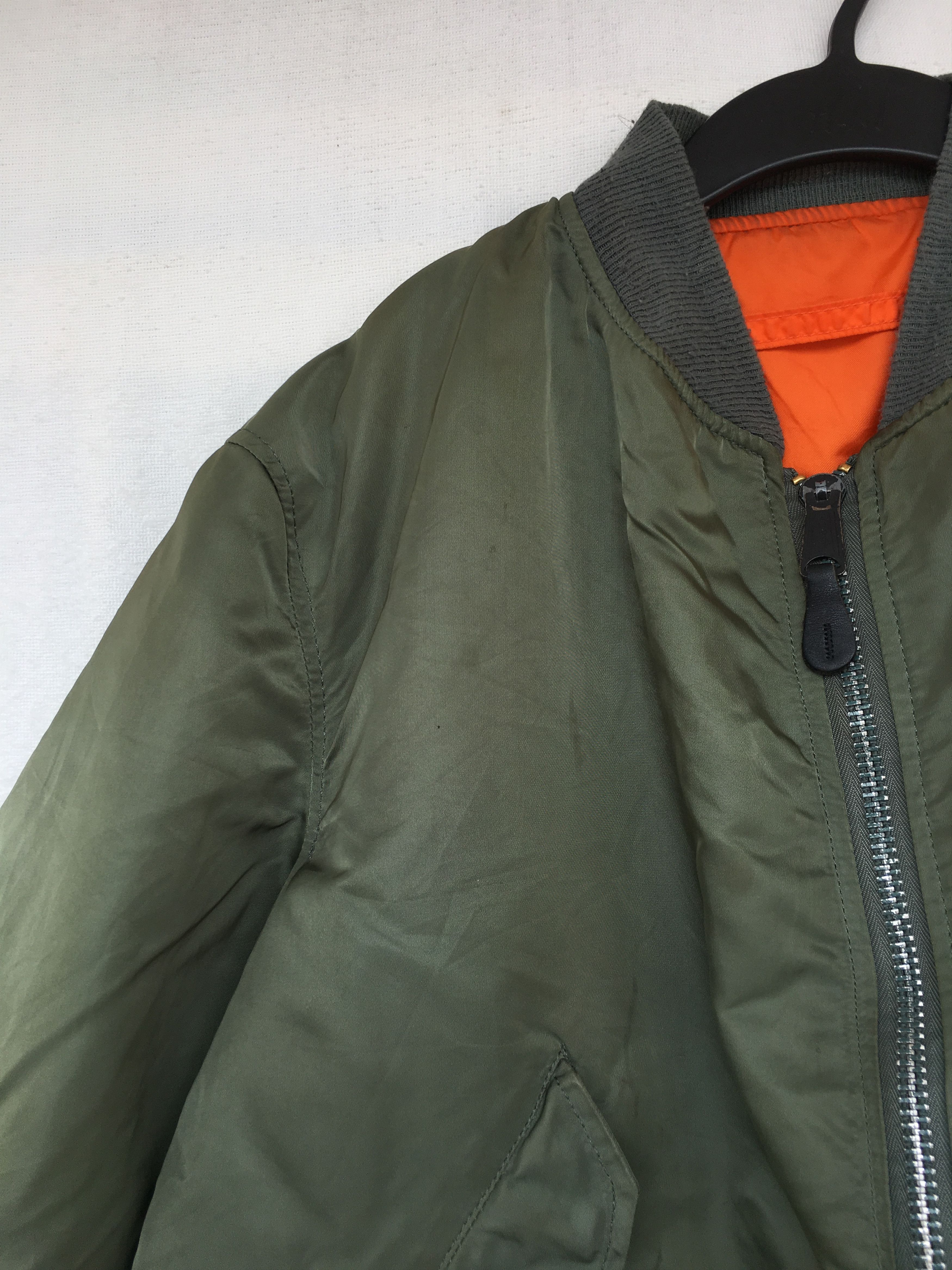 Alpha Industries MA-1 jacket Size US L / EU 52-54 / 3 - 5 Thumbnail