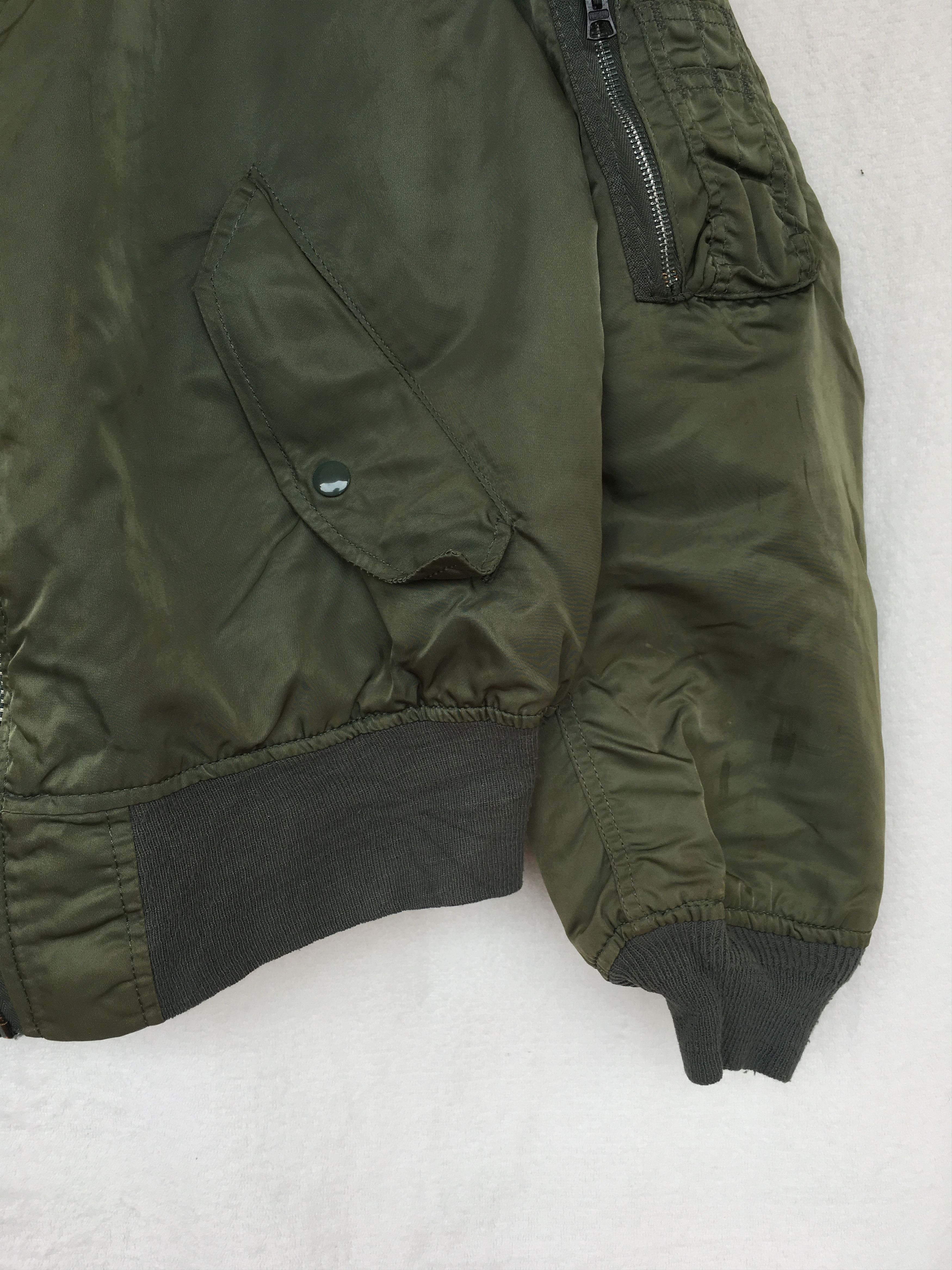 Alpha Industries MA-1 jacket Size US L / EU 52-54 / 3 - 4 Thumbnail