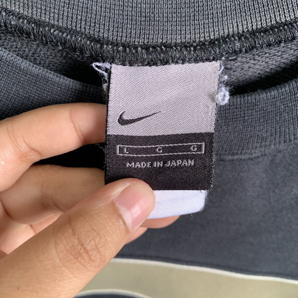 Nike × Vintage Vintage Nike Small Swosh Crewneck Sweatshirt Size US M / EU 48-50 / 2 - 3 Thumbnail