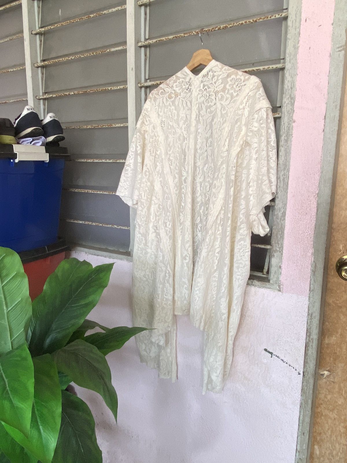 Designer × Journal Standard ⚡️Steals⚡️ Luxe by journal standard Lace cardigan Size L / US 10 / IT 46 - 2 Thumbnail