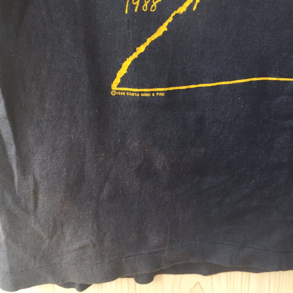 Band Tees Vintage 80s Band Earth Wind and Fire Japan Tour Size US S / EU 44-46 / 1 - 3 Thumbnail