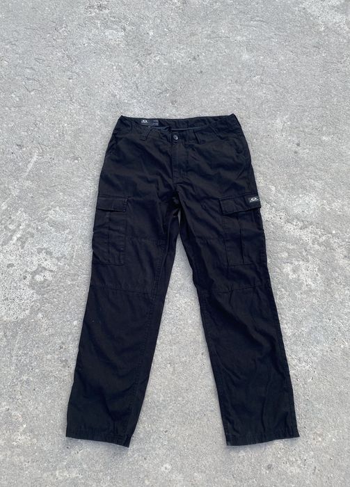 Vintage Oakley cargo pants Y2K | Grailed