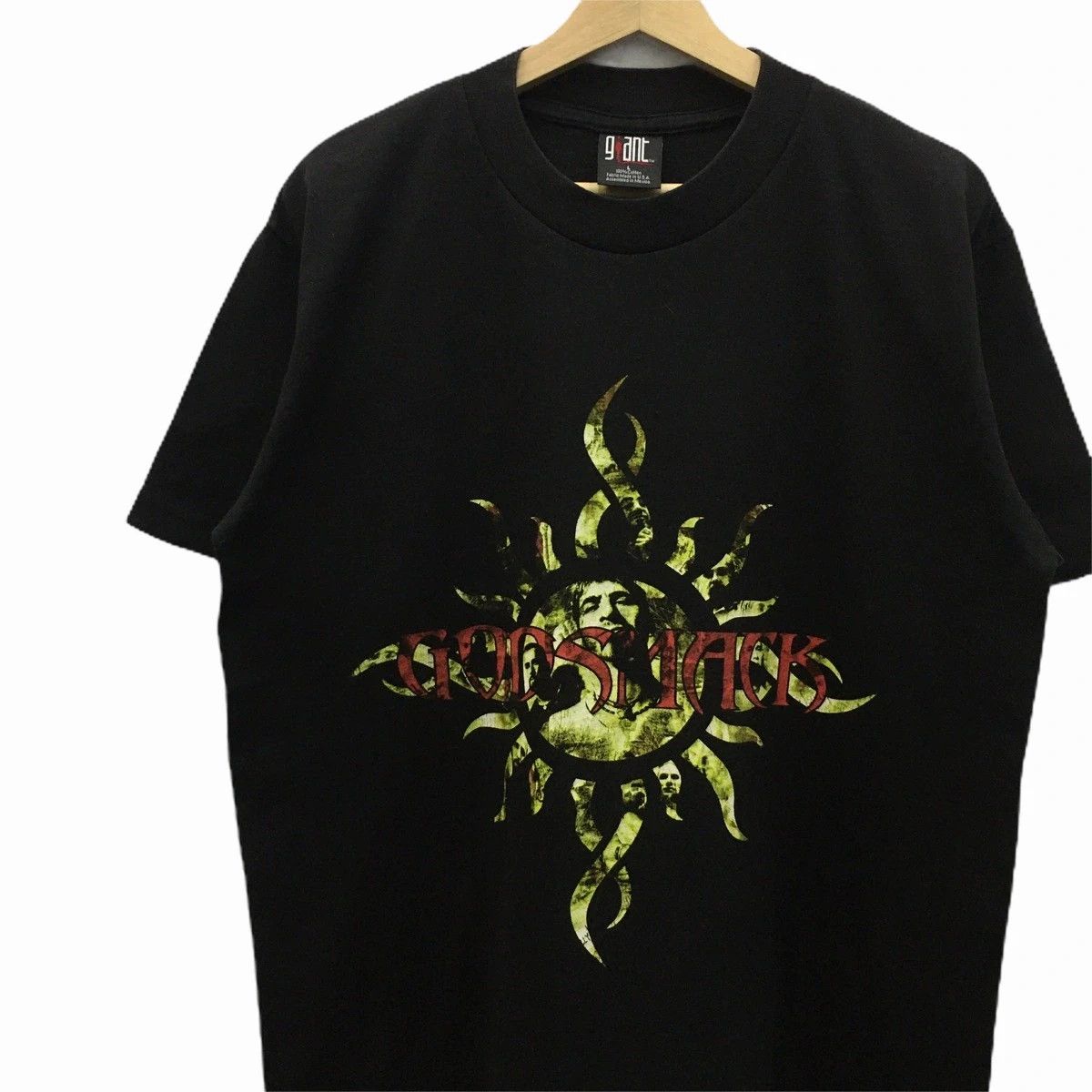 Band Tees × Vintage Rare Vintage 2000 Godsmack Suns Tattoos By Giant Tshirt Size US L / EU 52-54 / 3 - 12 Thumbnail