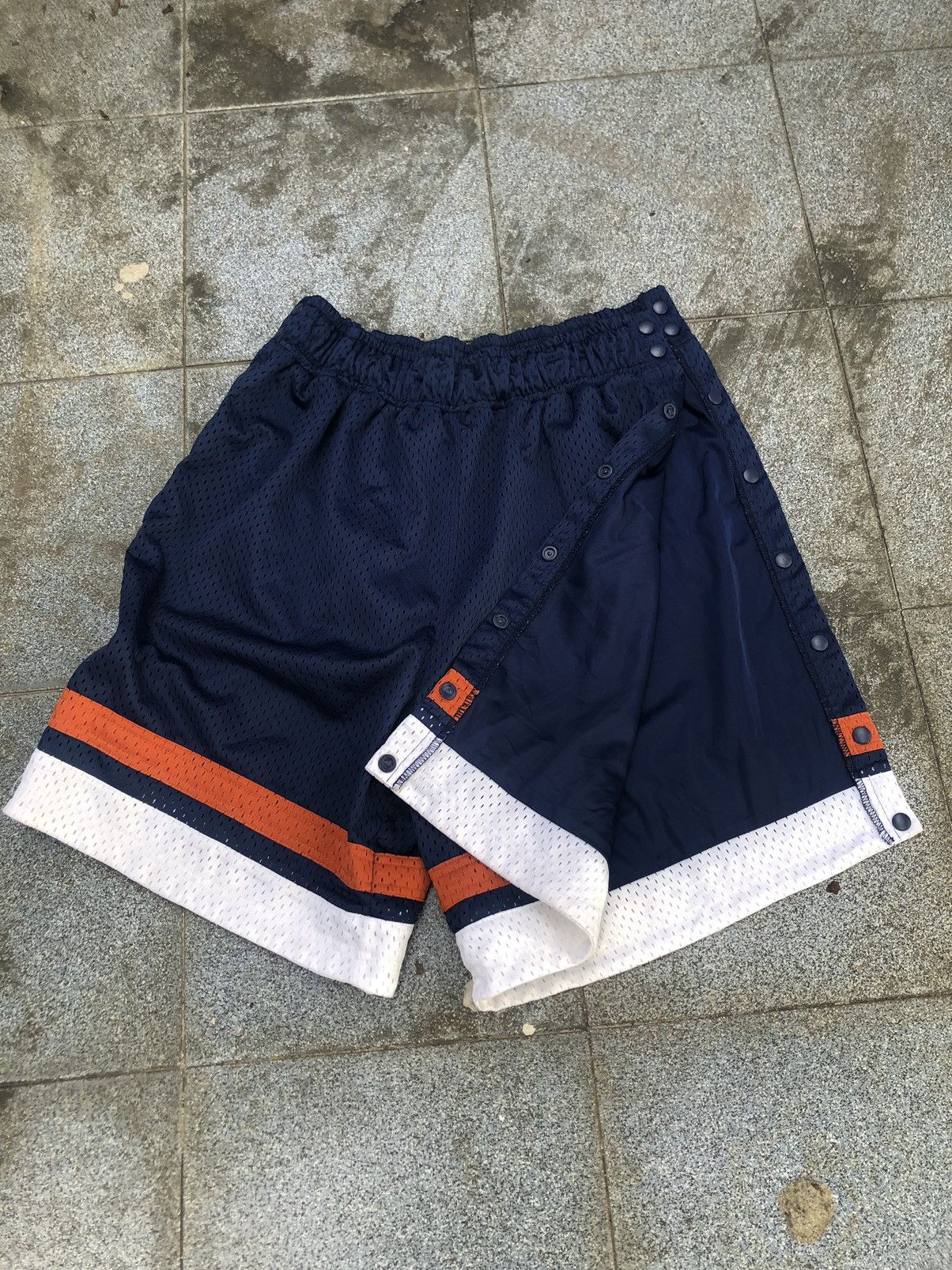 Nike Nike Vintage Shorts Size US 34 / EU 50 - 8 Thumbnail