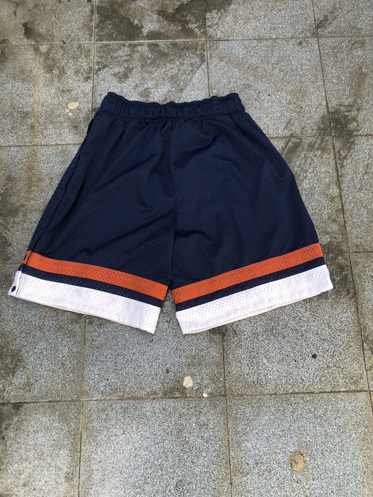 Nike Nike Vintage Shorts Size US 34 / EU 50 - 7 Thumbnail