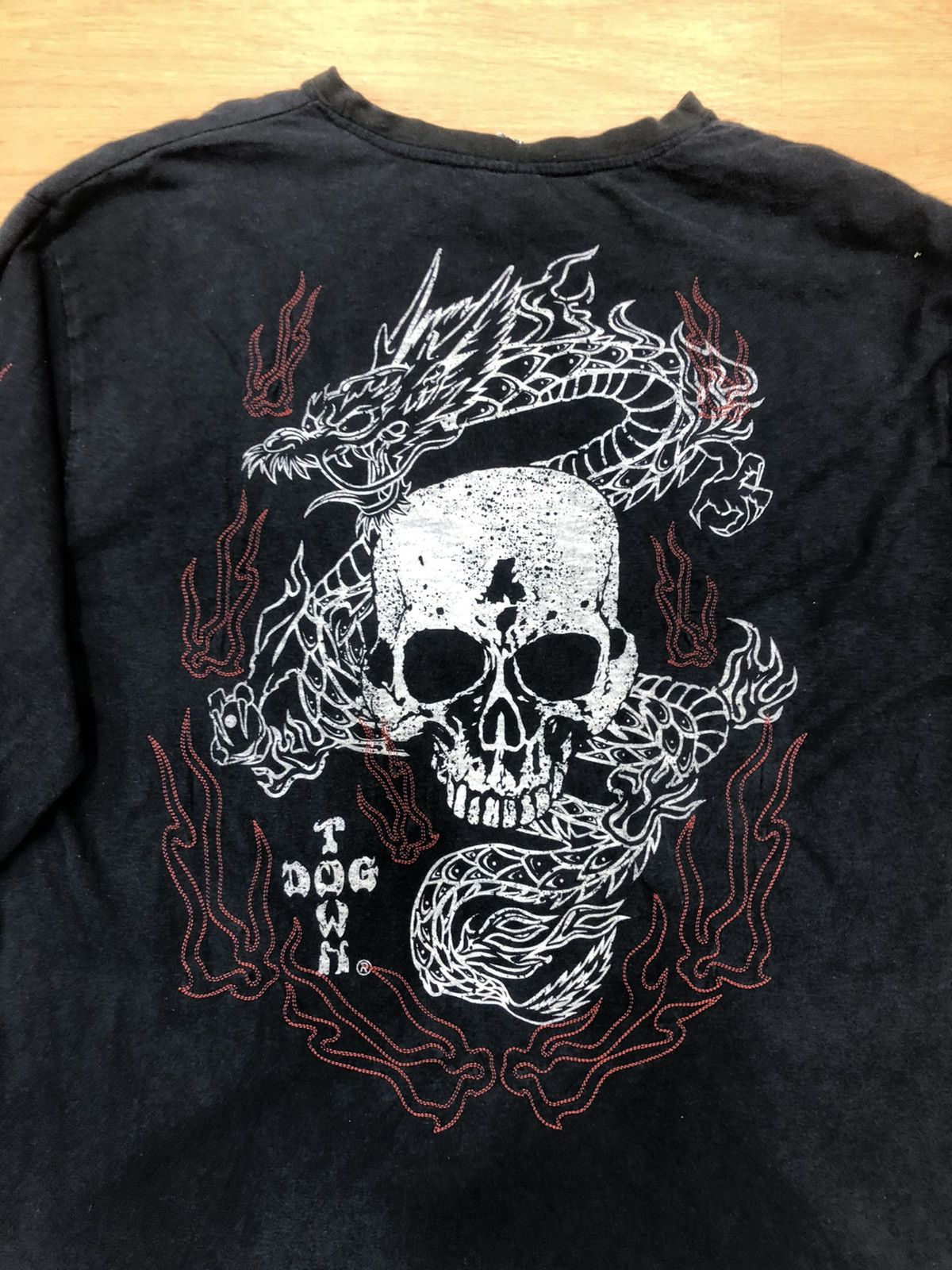 Dogtown Vintage Dogtown Black Dragon back printed punk hip hop style Size US XL / EU 56 / 4 - 6 Thumbnail