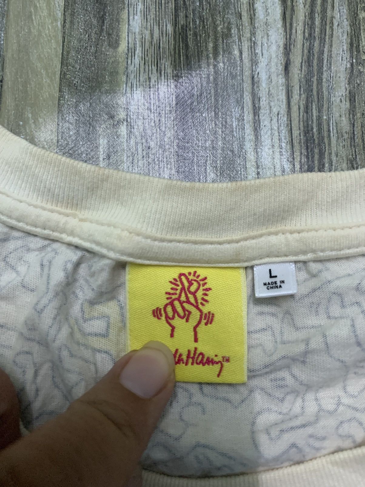 Keith Haring × Uniqlo Nice Keith Haring x Uniqlo Monogram Full Print Logo T Shirt Size US L / EU 52-54 / 3 - 6 Thumbnail