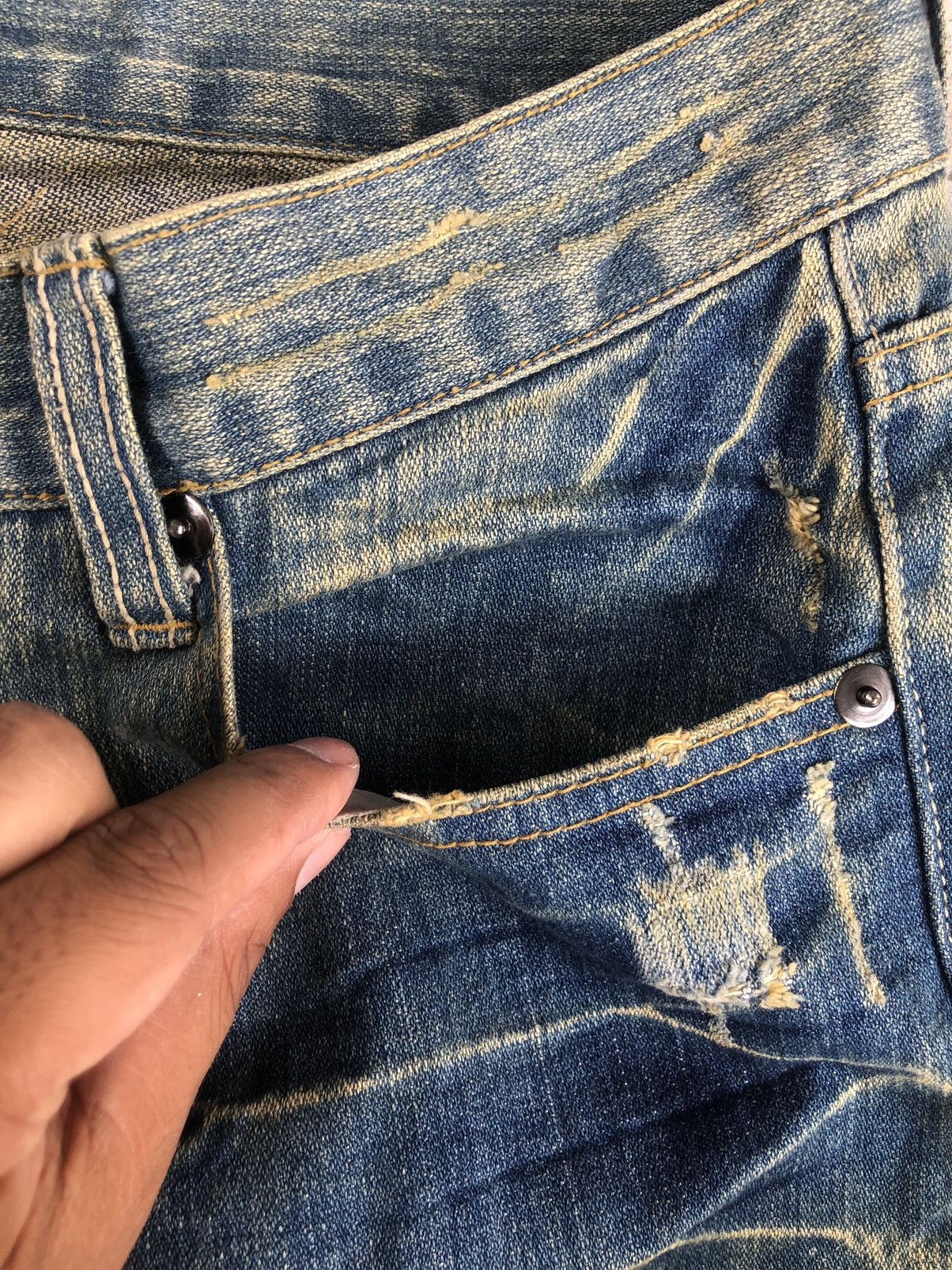 Japanese Brand Japanese Loma Mud Wash Distressed Jeans Spellout Punk Style Size US 32 / EU 48 - 21 Thumbnail