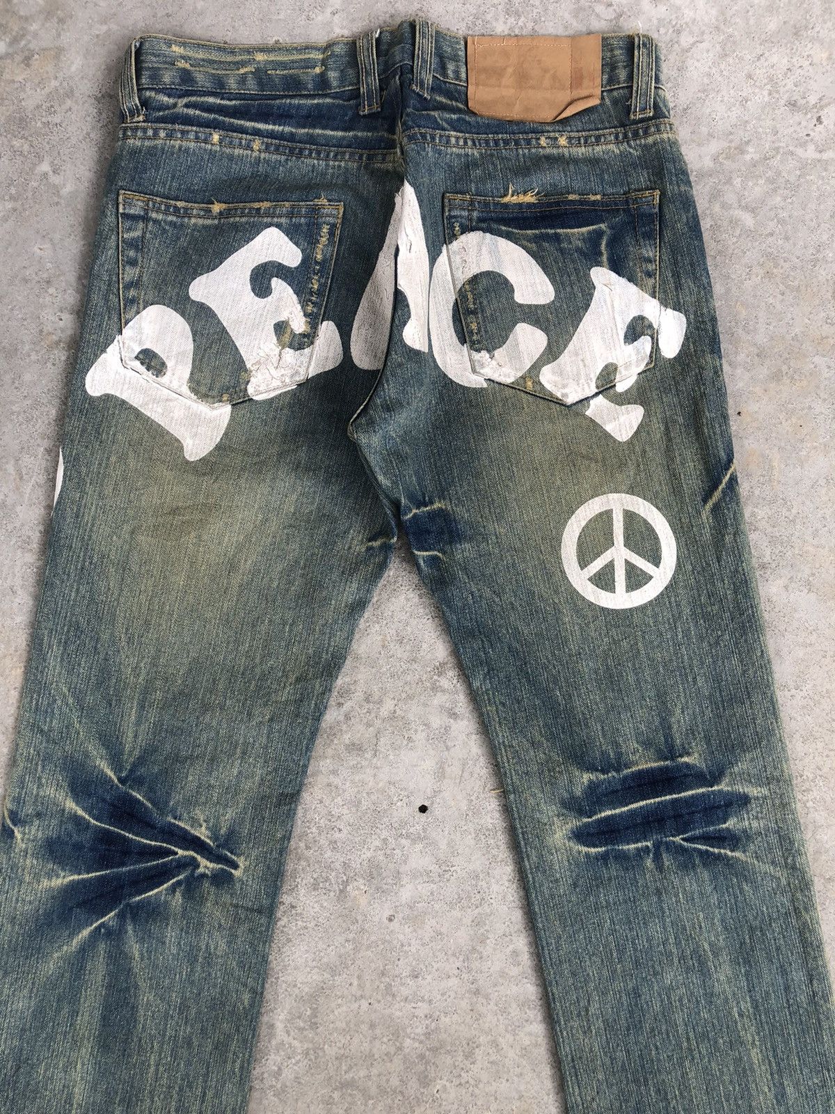 Japanese Brand Japanese Loma Mud Wash Distressed Jeans Spellout Punk Style Size US 32 / EU 48 - 10 Thumbnail
