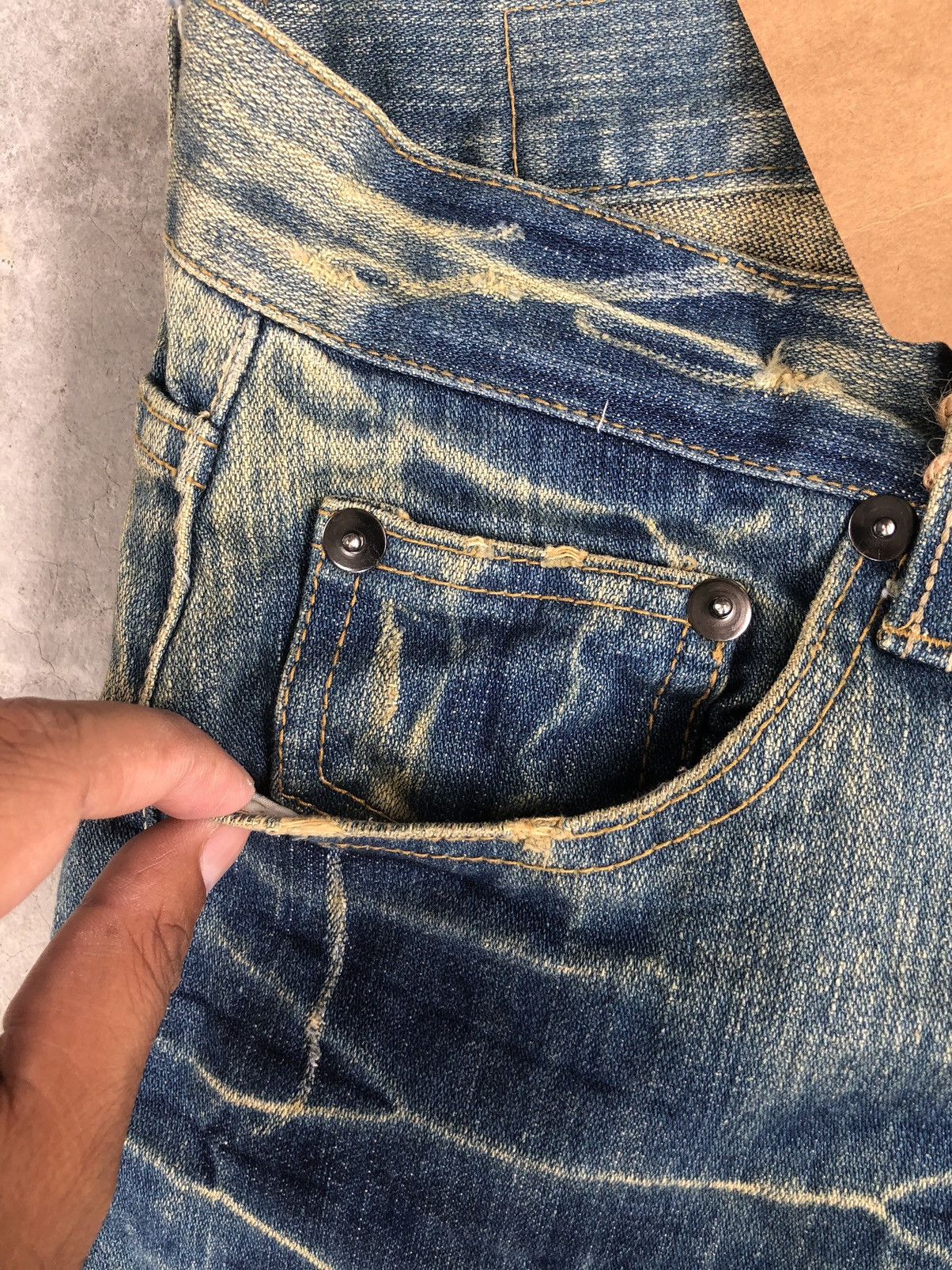 Japanese Brand Japanese Loma Mud Wash Distressed Jeans Spellout Punk Style Size US 32 / EU 48 - 22 Thumbnail