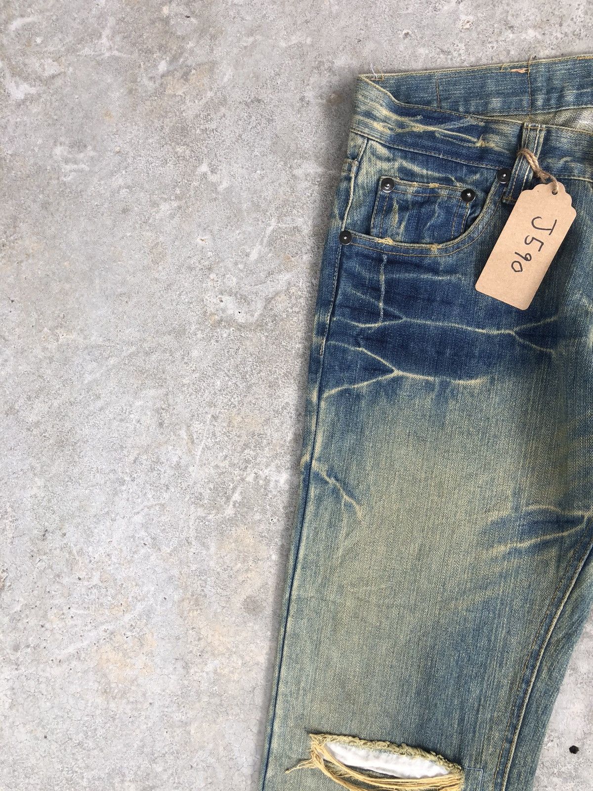 Japanese Brand Japanese Loma Mud Wash Distressed Jeans Spellout Punk Style Size US 32 / EU 48 - 6 Thumbnail