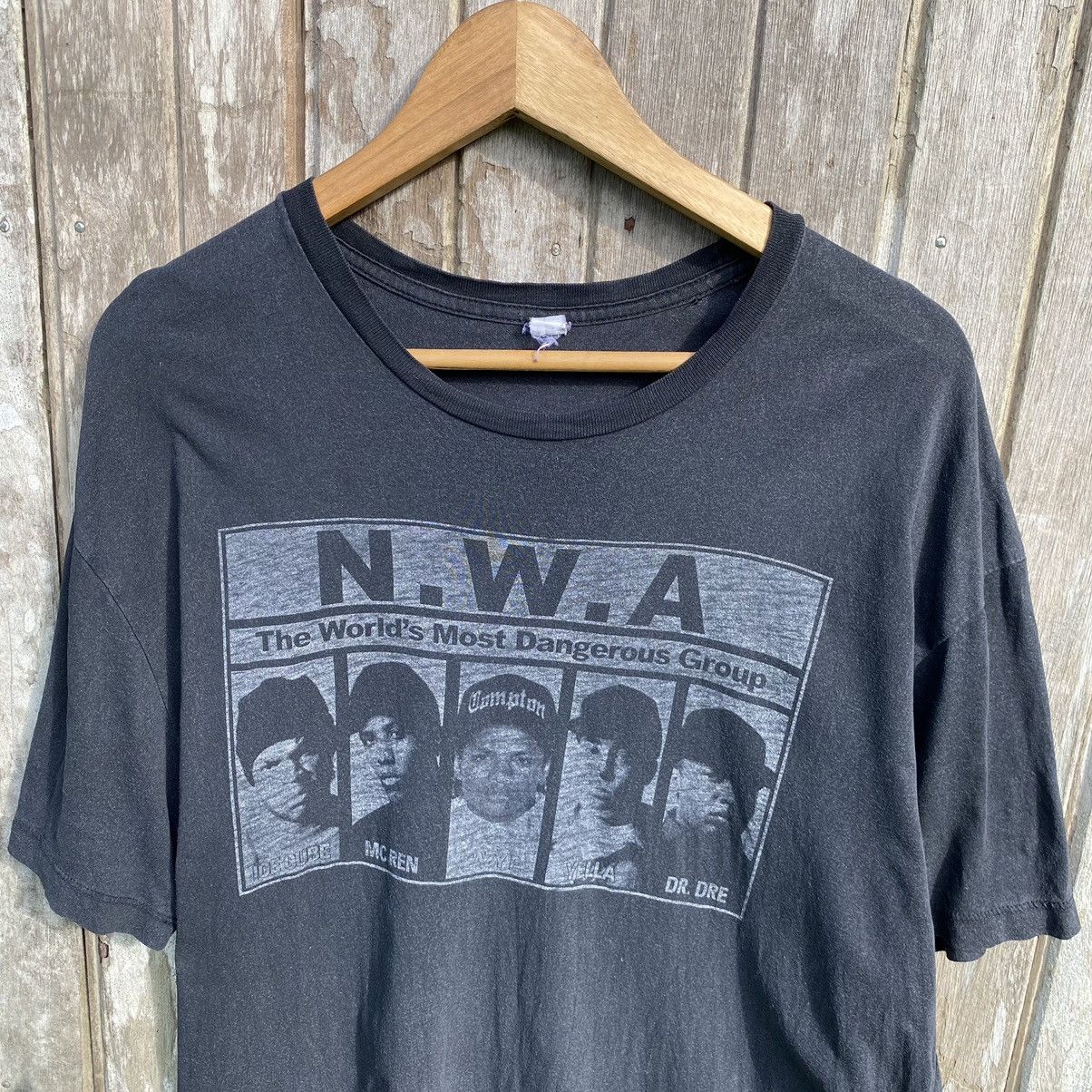 Rap Tees 💥SICK💥Thrashed Faded N.W.A DR DRE ERD GRUNGE RAPPER TEE Size US L / EU 52-54 / 3 - 2 Thumbnail