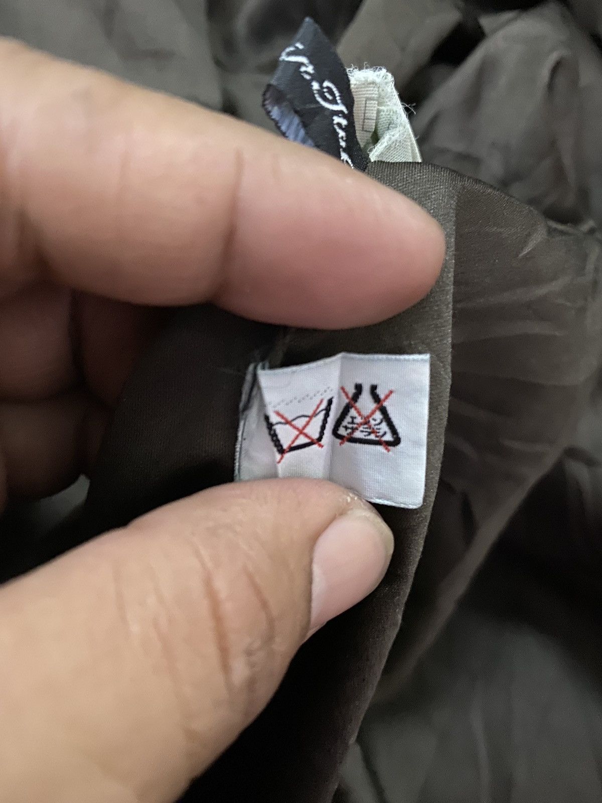 Japanese Brand ACRONIMO VELVET CROSS EDGE PUFFER BUTTON JACKET Size US L / EU 52-54 / 3 - 14 Thumbnail