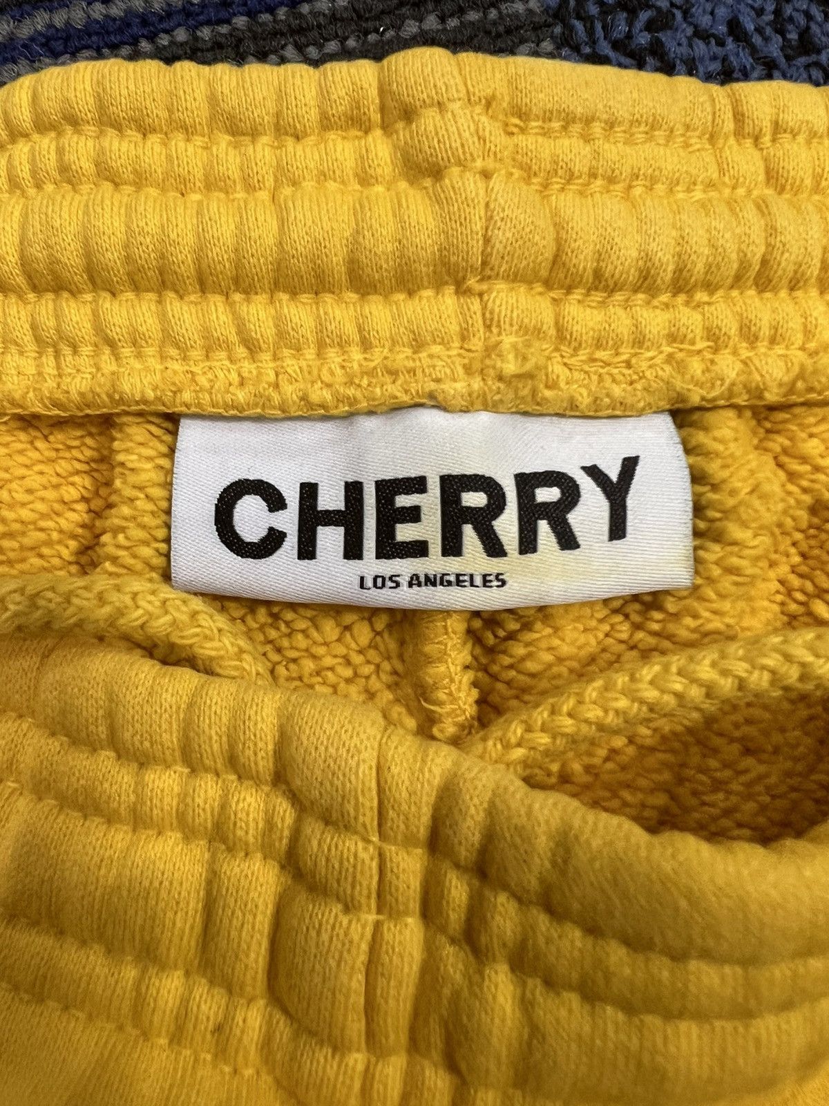Cherry LA Cherry LA Sweatpants Size US 32 / EU 48 - 3 Thumbnail