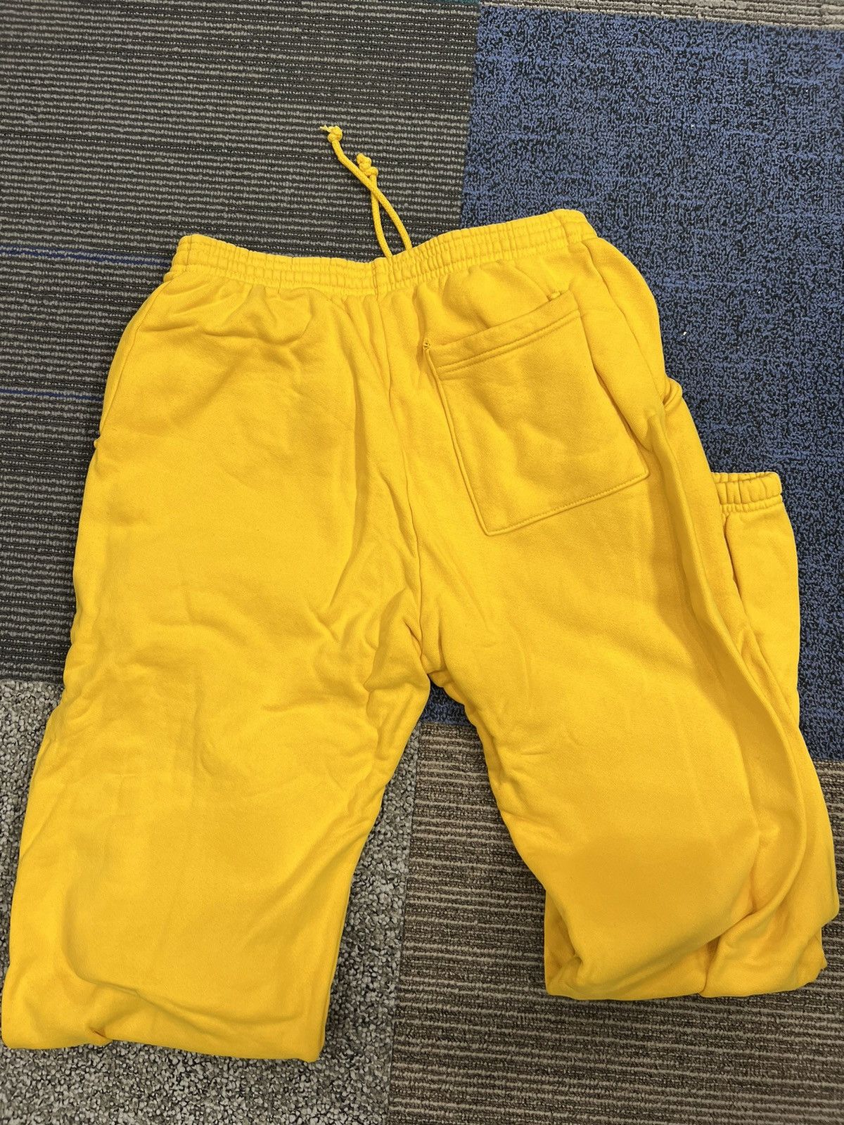 Cherry LA Cherry LA Sweatpants Size US 32 / EU 48 - 4 Thumbnail