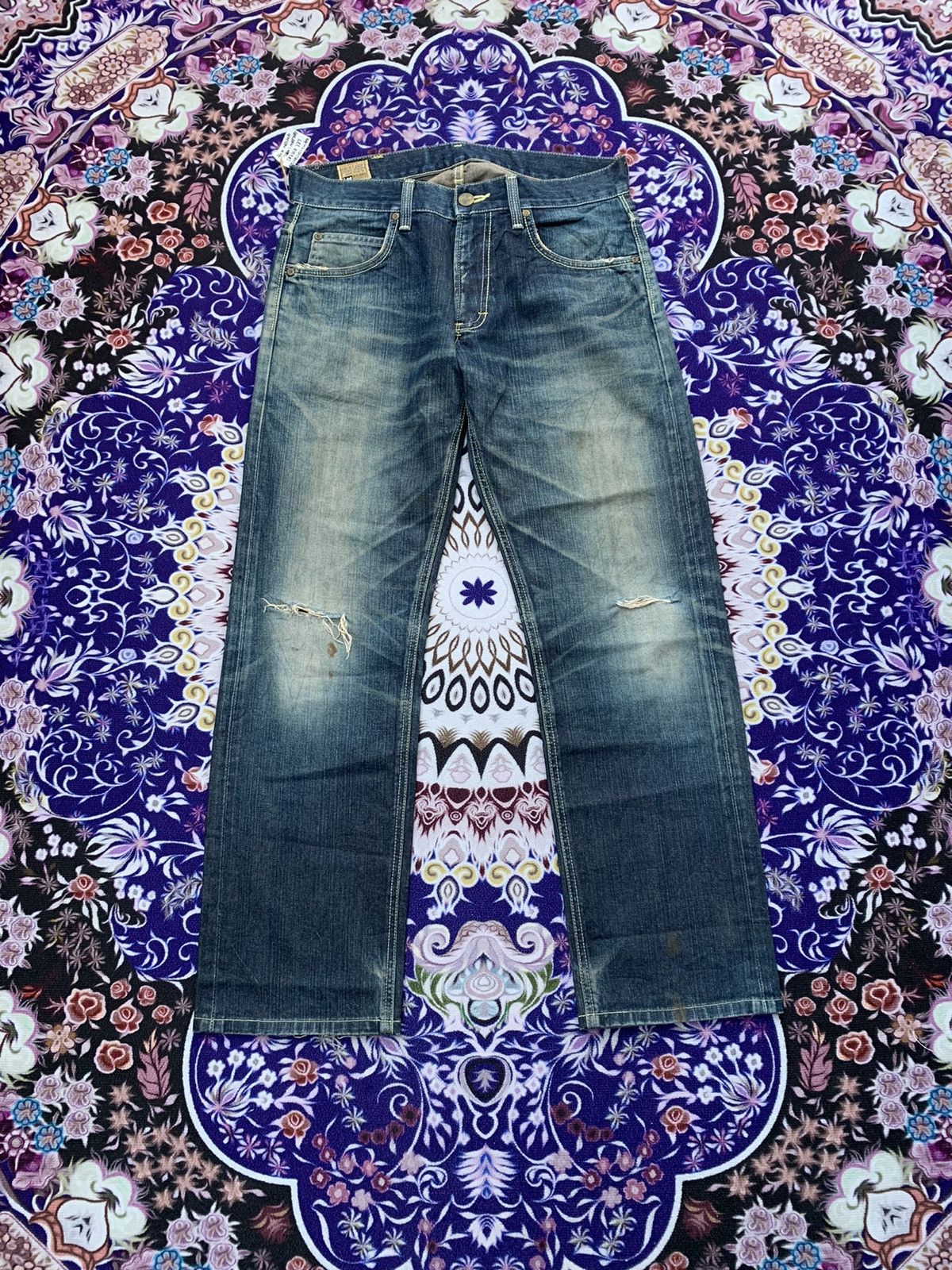 Lee Lee Riders Golden Label Distressed Denim Size US 33 - 1 Thumbnail