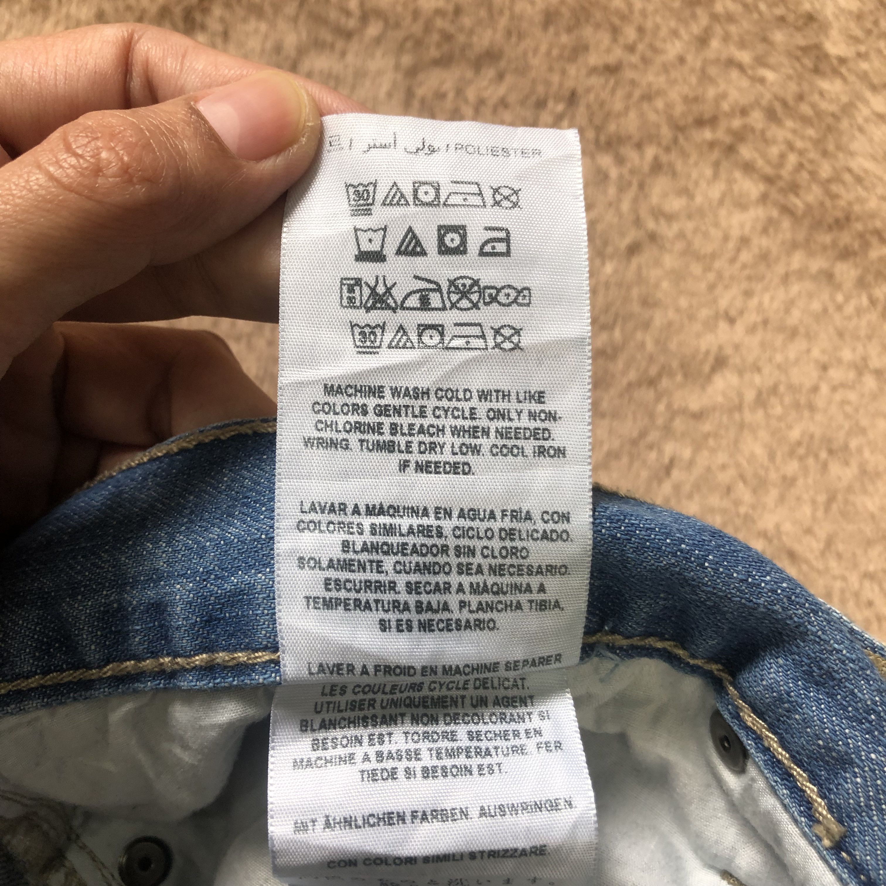 Guess GUESS SLIM STRAIGHT LIGHT WASH DENIM PANTS #6778-86 Size US 39 - 13 Thumbnail