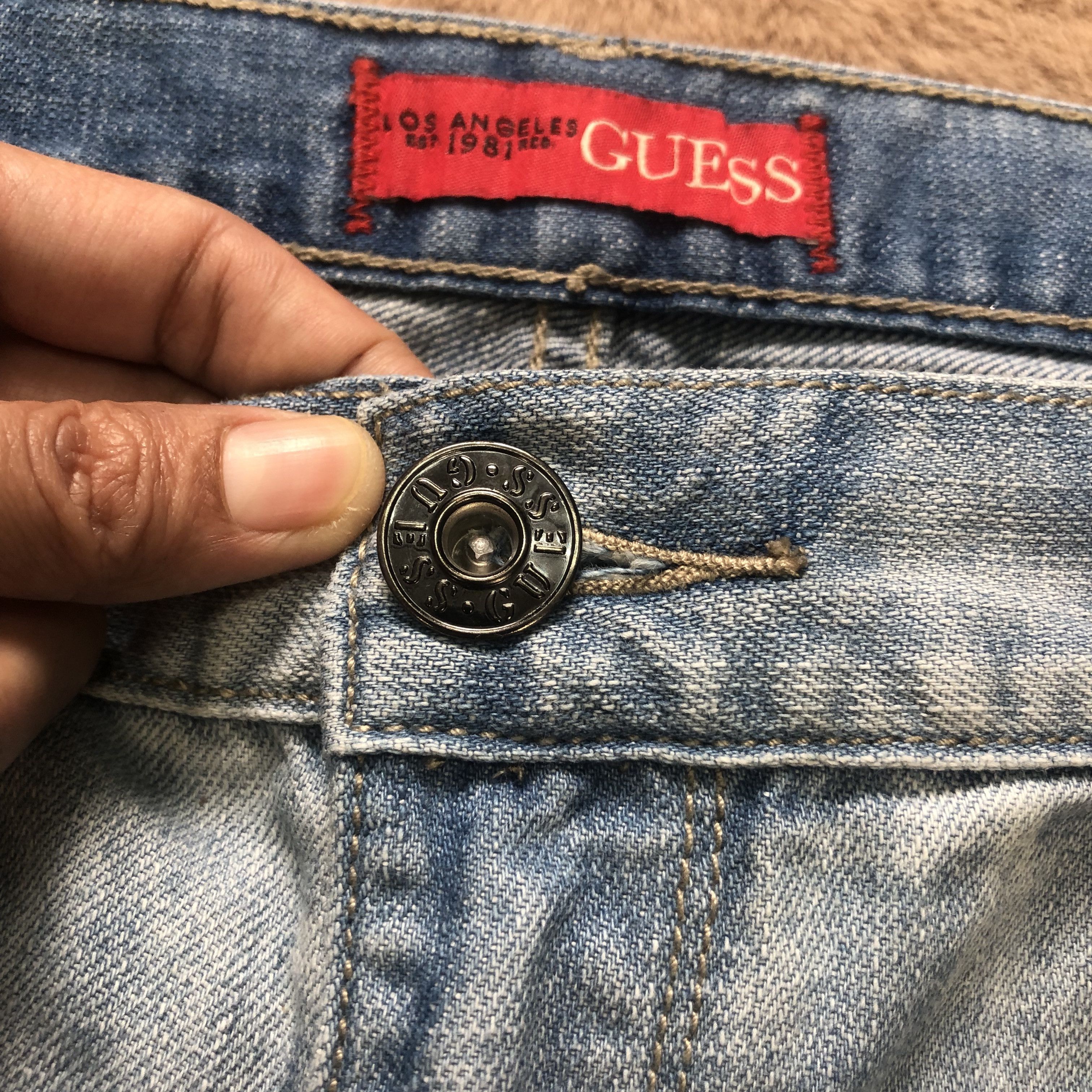 Guess GUESS SLIM STRAIGHT LIGHT WASH DENIM PANTS #6778-86 Size US 39 - 4 Thumbnail