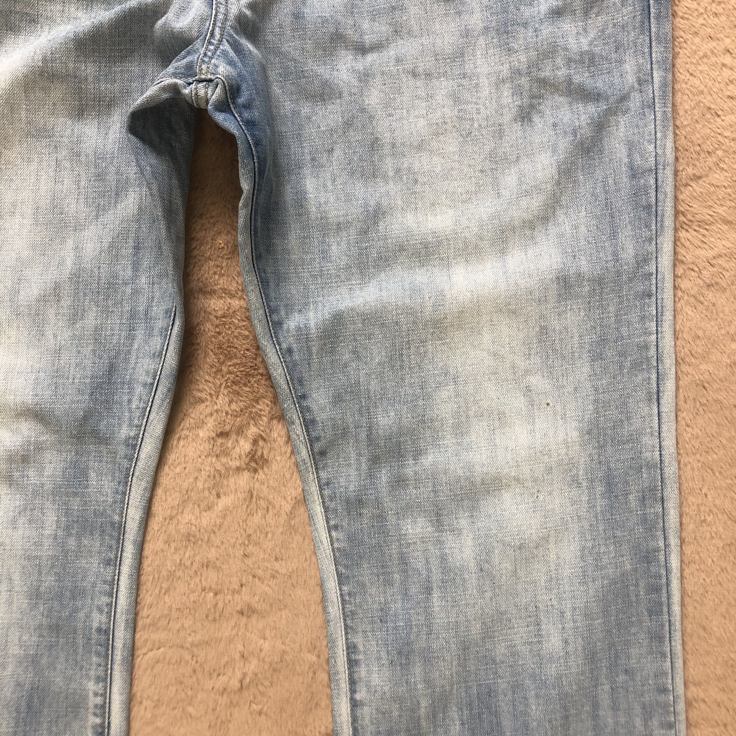 Guess GUESS SLIM STRAIGHT LIGHT WASH DENIM PANTS #6778-86 Size US 39 - 7 Thumbnail