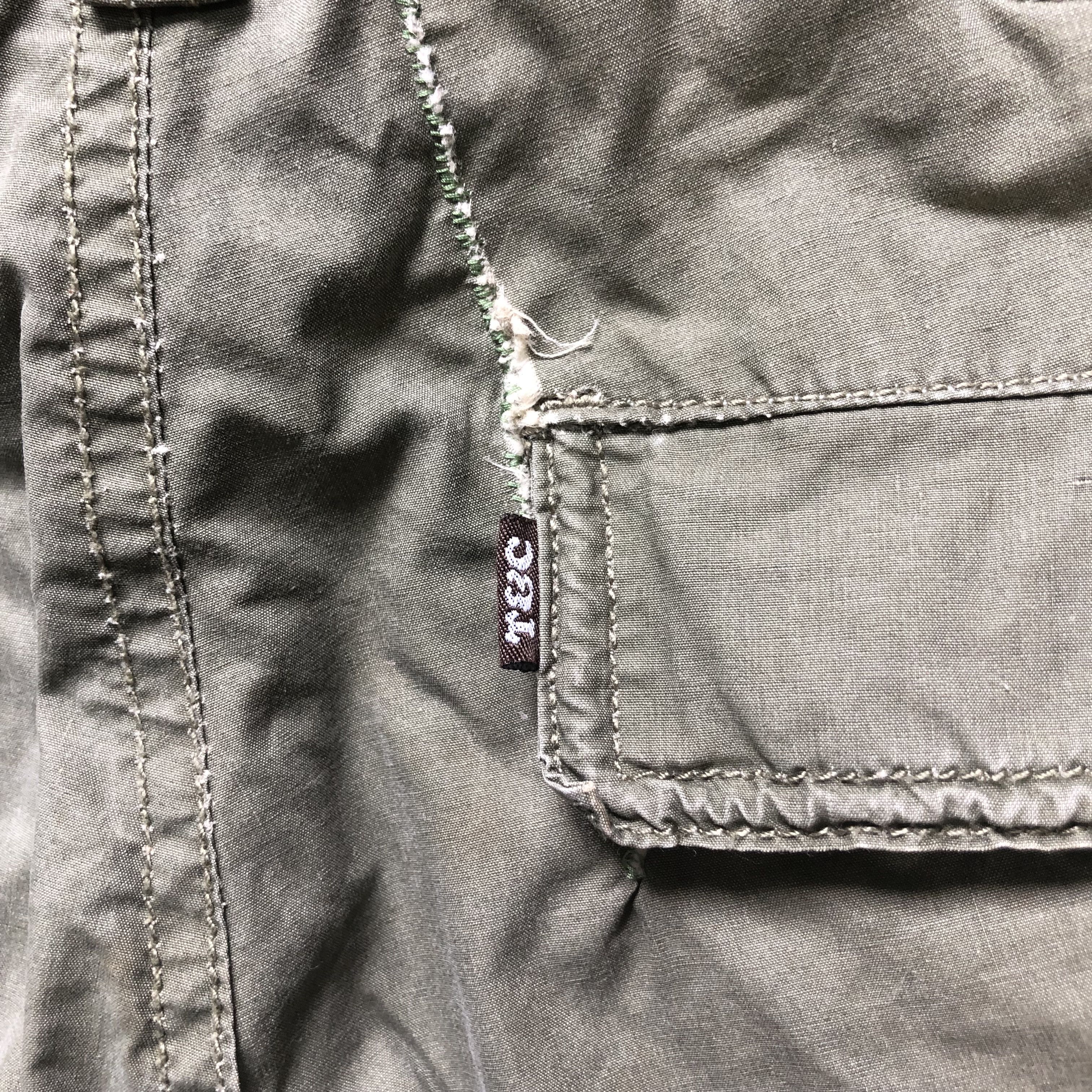 Japanese Brand T&C SURF DESIGN CARGO PANTS #6789-88 Size US 31 - 18 Thumbnail