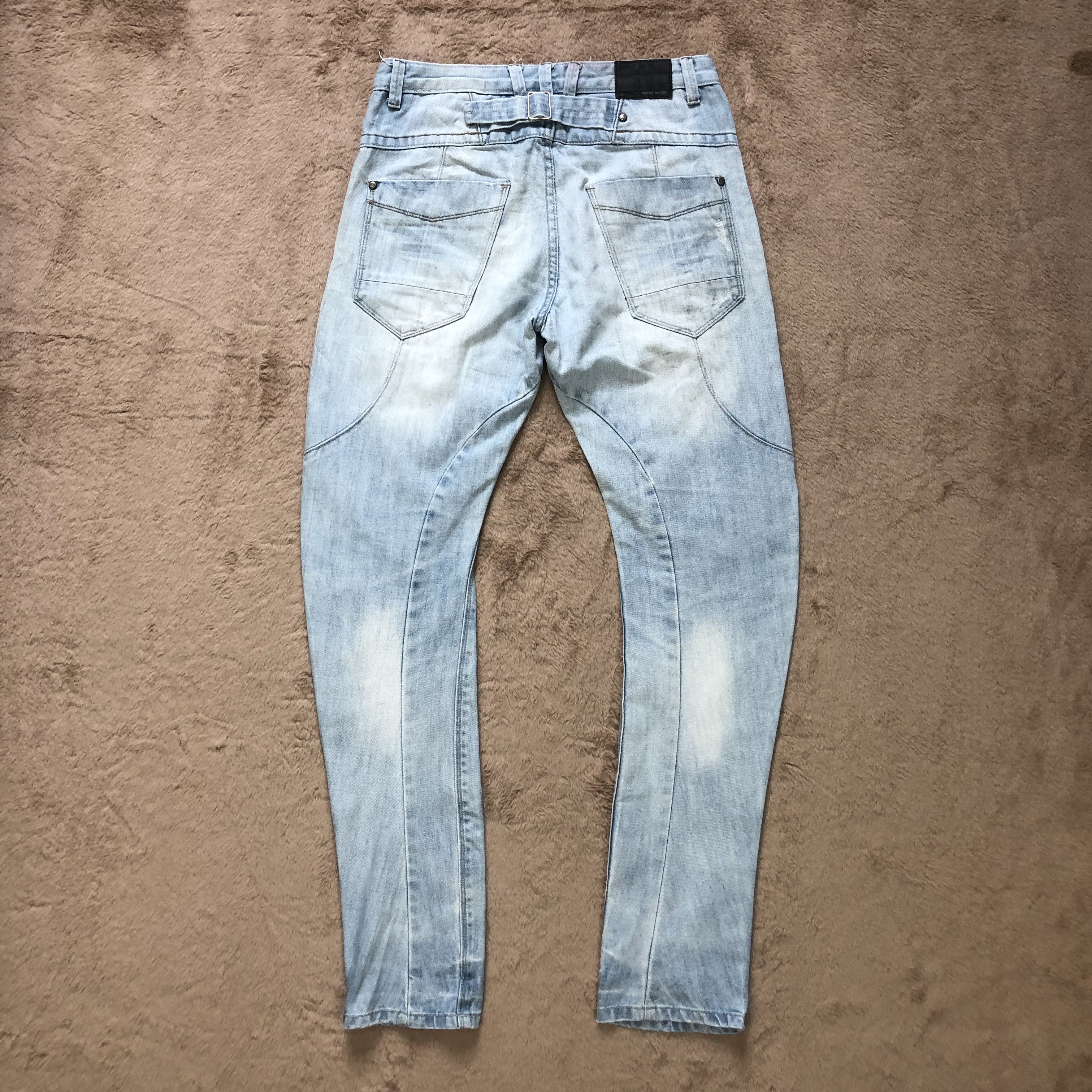 Japanese Brand TRASHED RUBON NO.925 SKINNY FIT LIGHT WASH DENIM #6790-88 Size US 29 - 15 Thumbnail