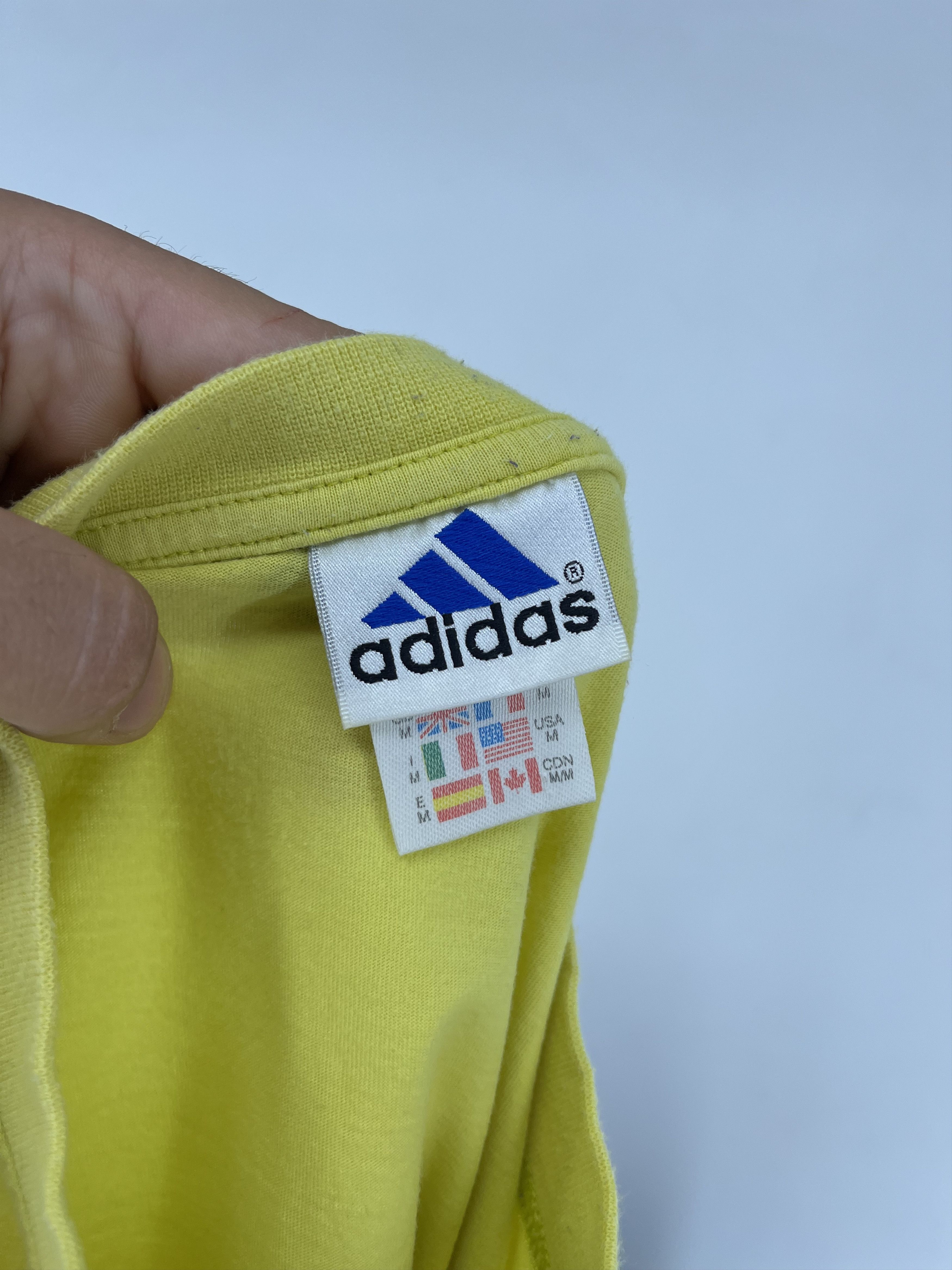 Adidas × Vintage Vintage 90s Adidas Logo Tee Streetwear Size US M / EU 48-50 / 2 - 10 Thumbnail