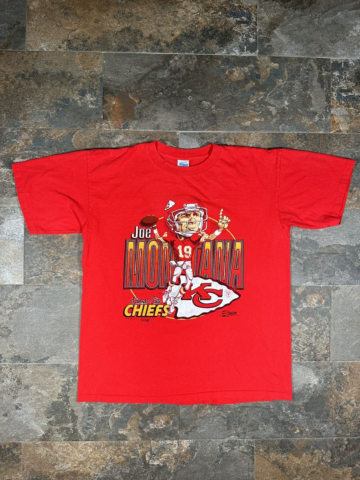 Vintage Men's Joe Montana Kansas City Chiefs Caricature 90's T Shirt, Size  M