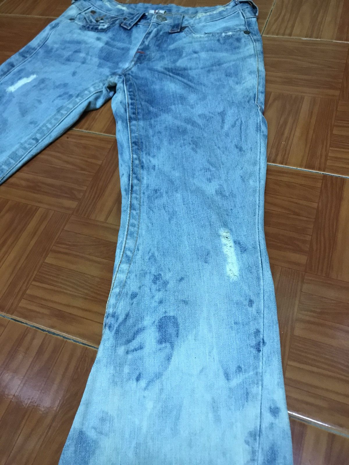 True Religion “Vintage Acid Wash Flared Jeans – Distressed Y2K Style” Size US 27 - 2 Thumbnail