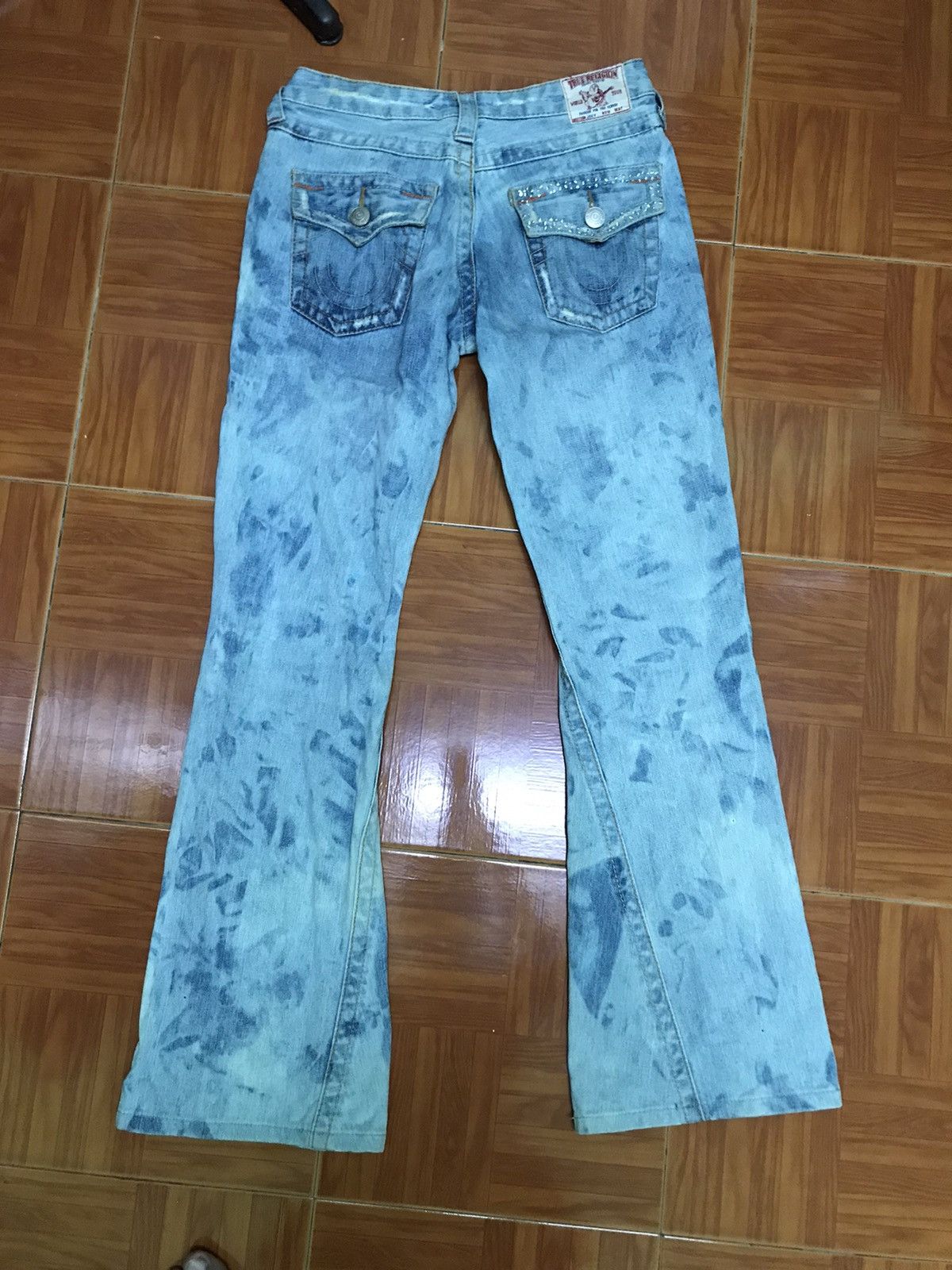 True Religion “Vintage Acid Wash Flared Jeans – Distressed Y2K Style” Size US 27 - 4 Thumbnail